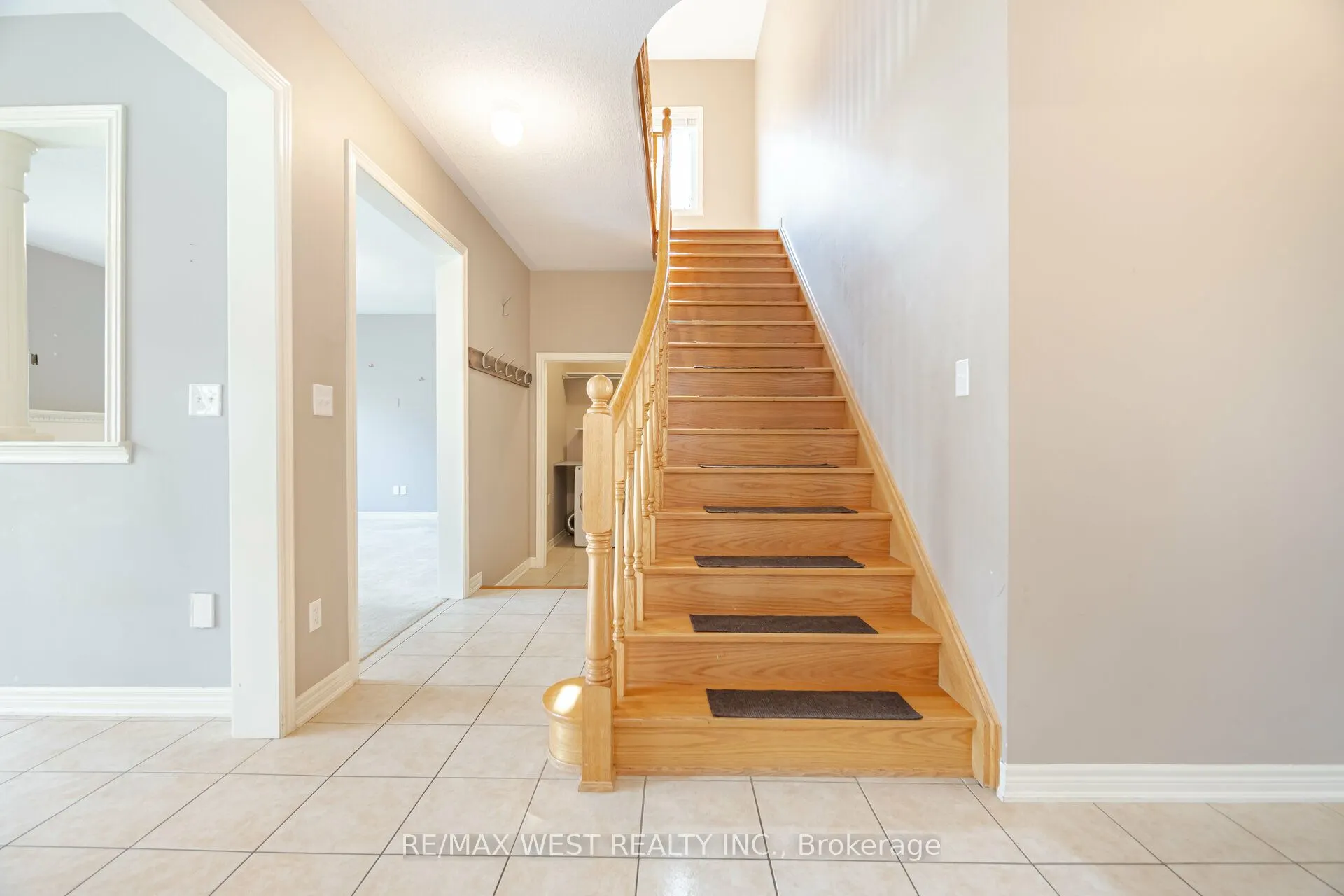422 Hidden Trail