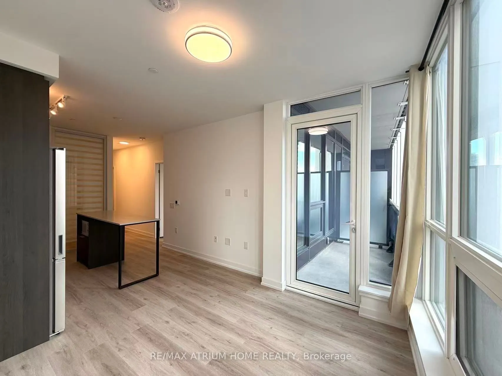 395 square one Drive, #407