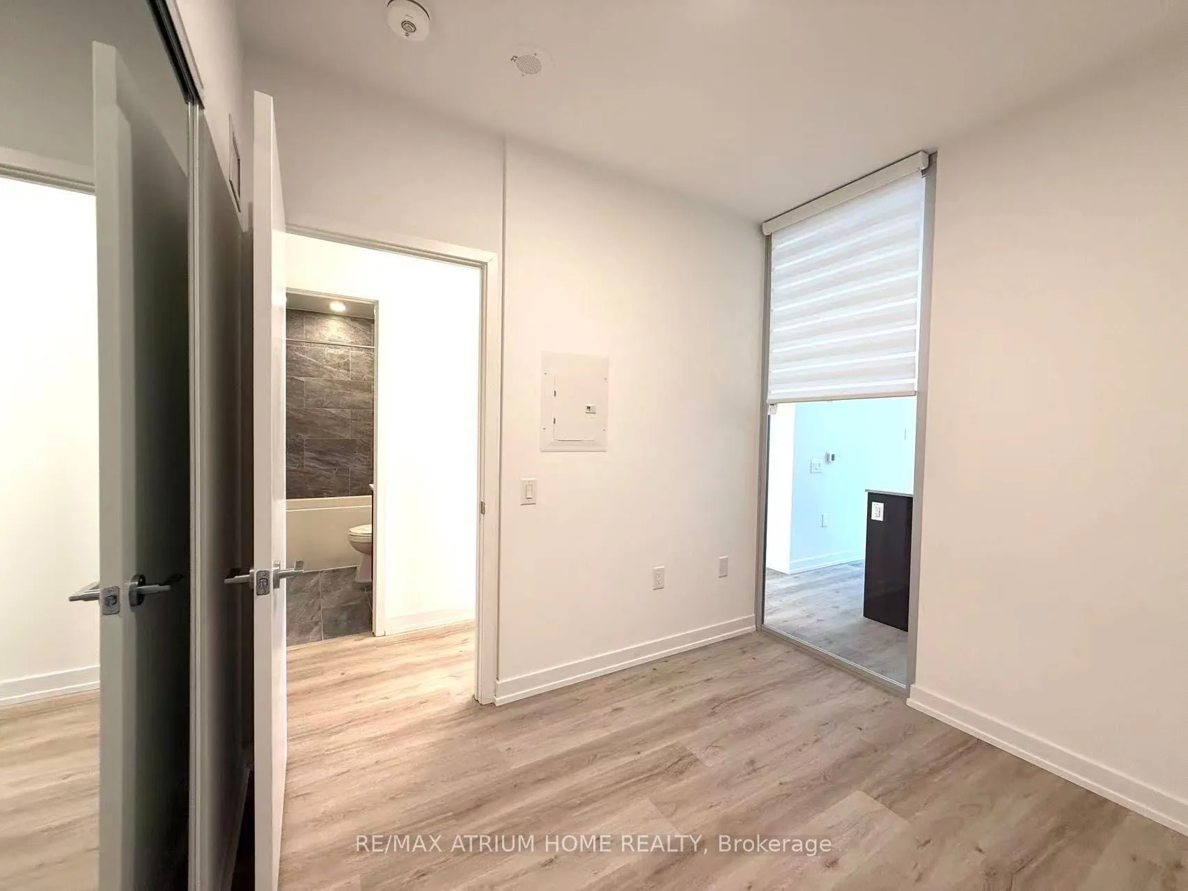 395 square one Drive, #407