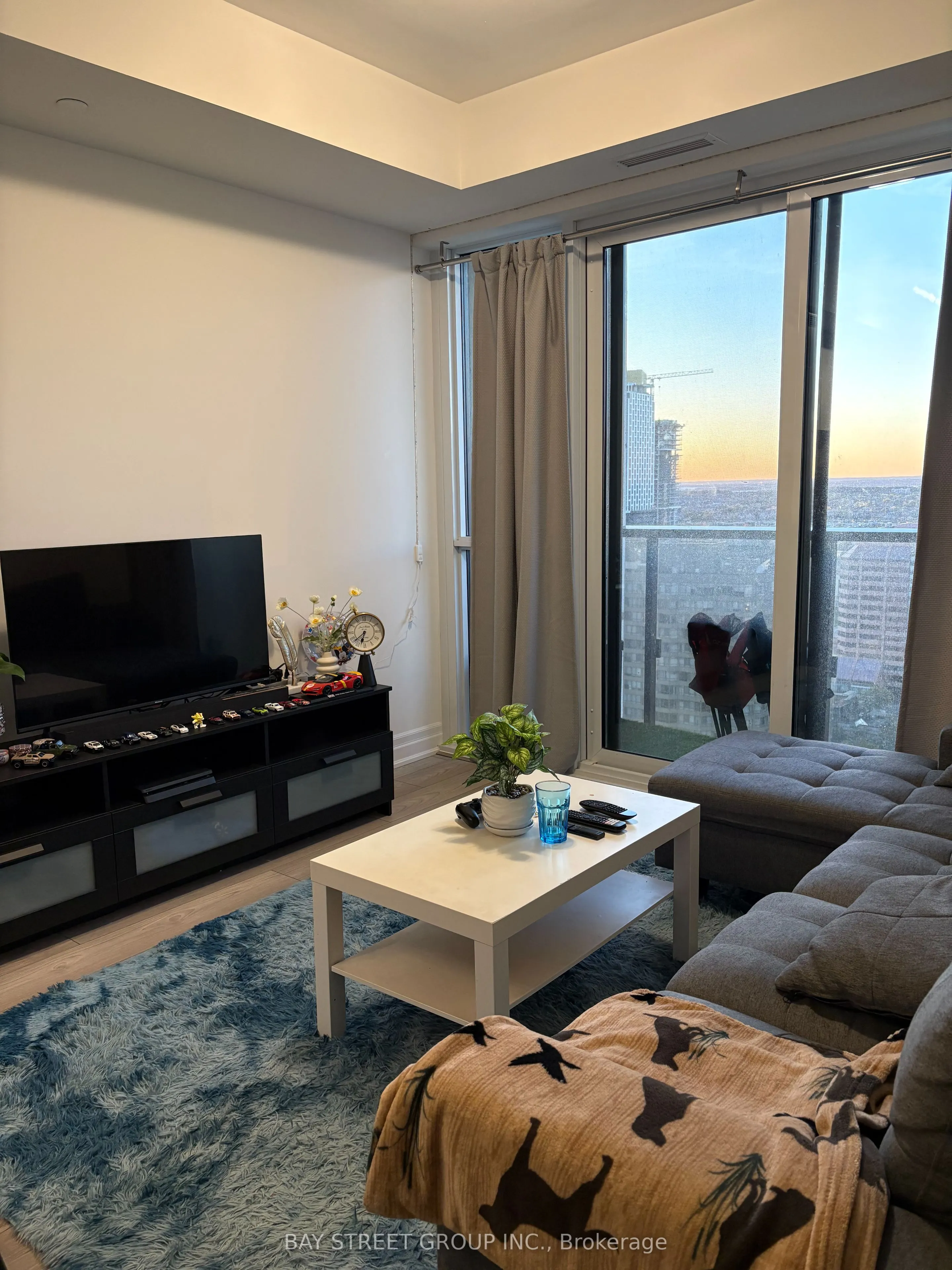 36 Elm Drive W, #2910