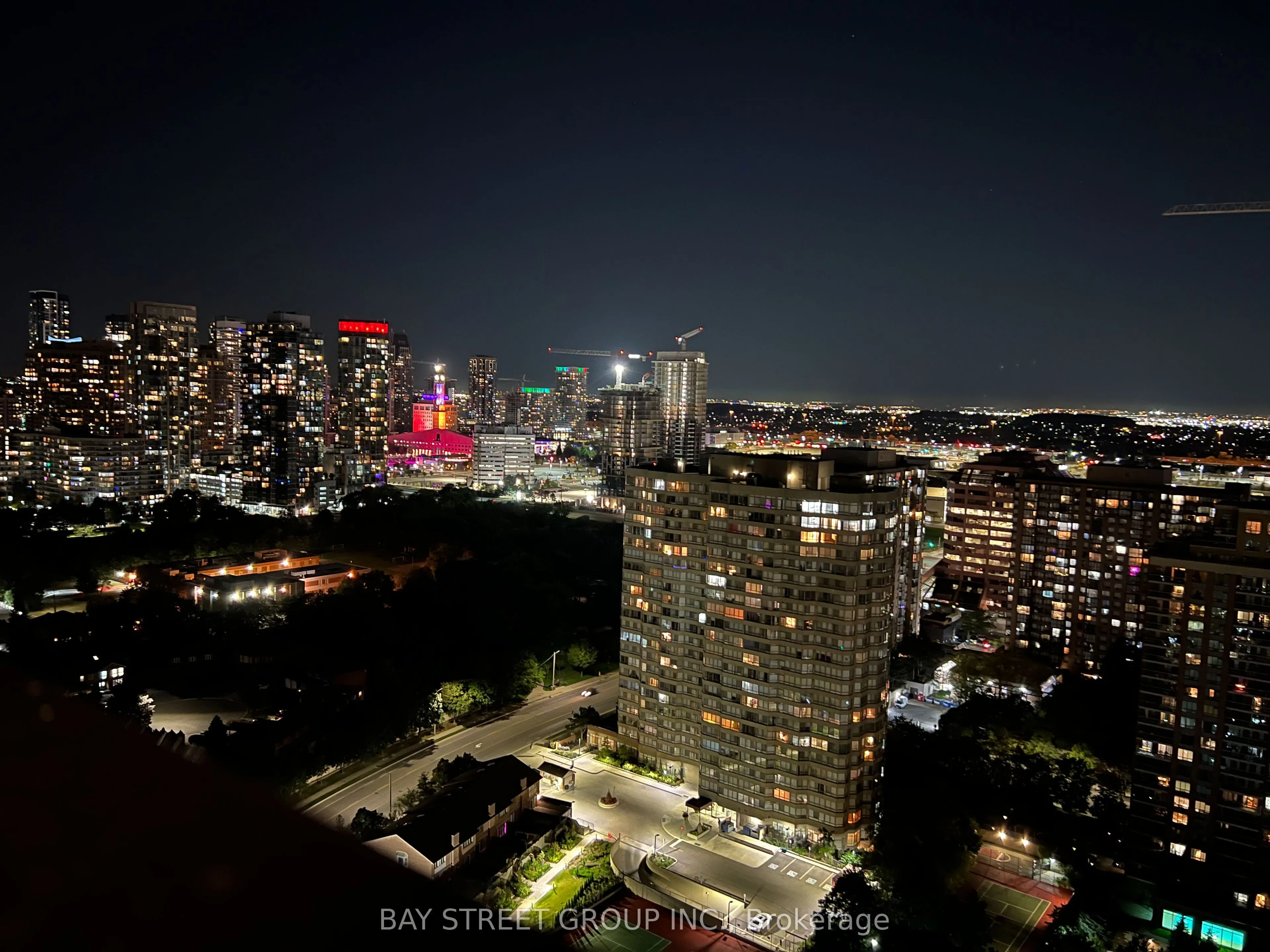 36 Elm Drive W, #2910