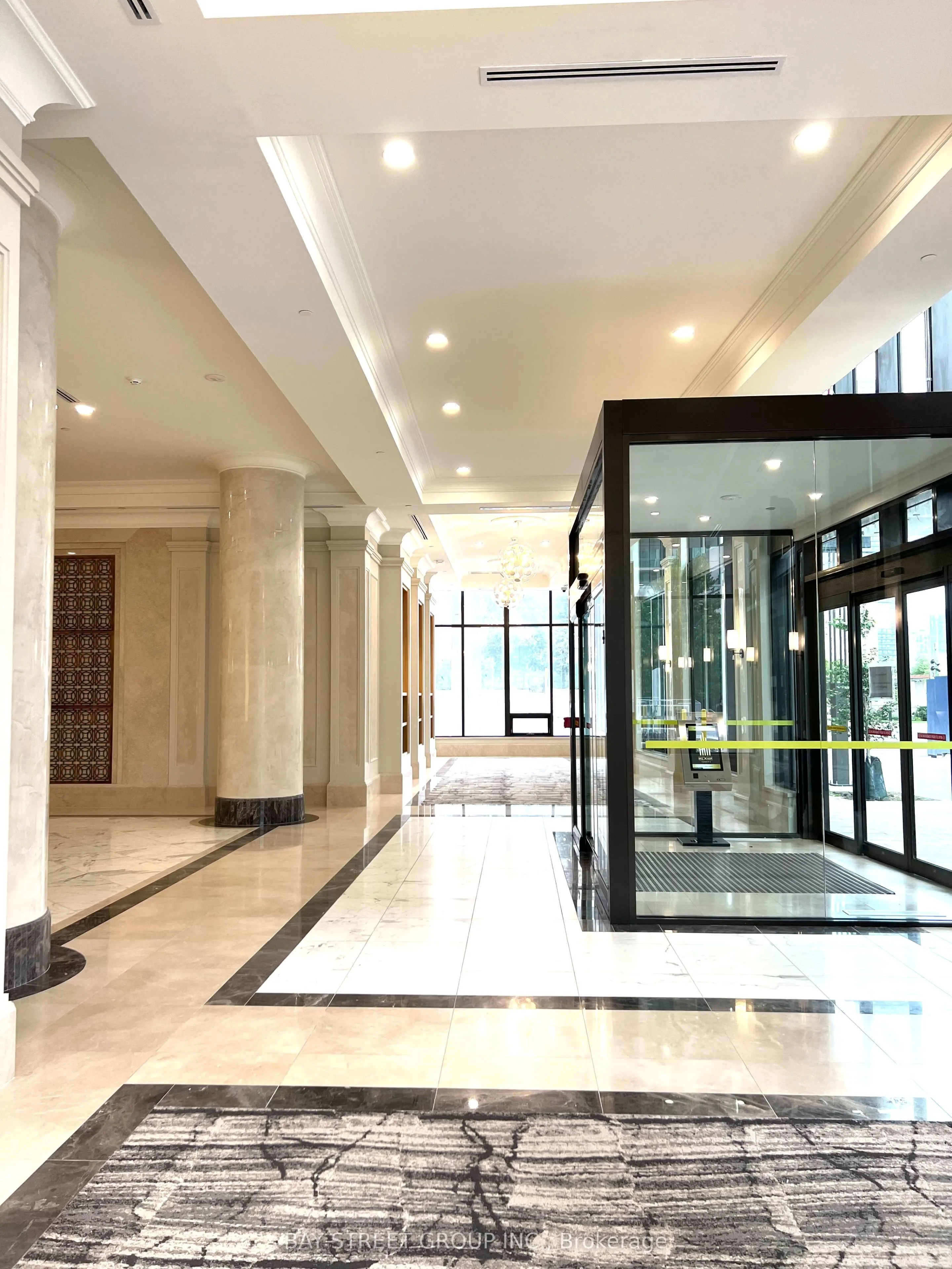 36 Elm Drive W, #2910