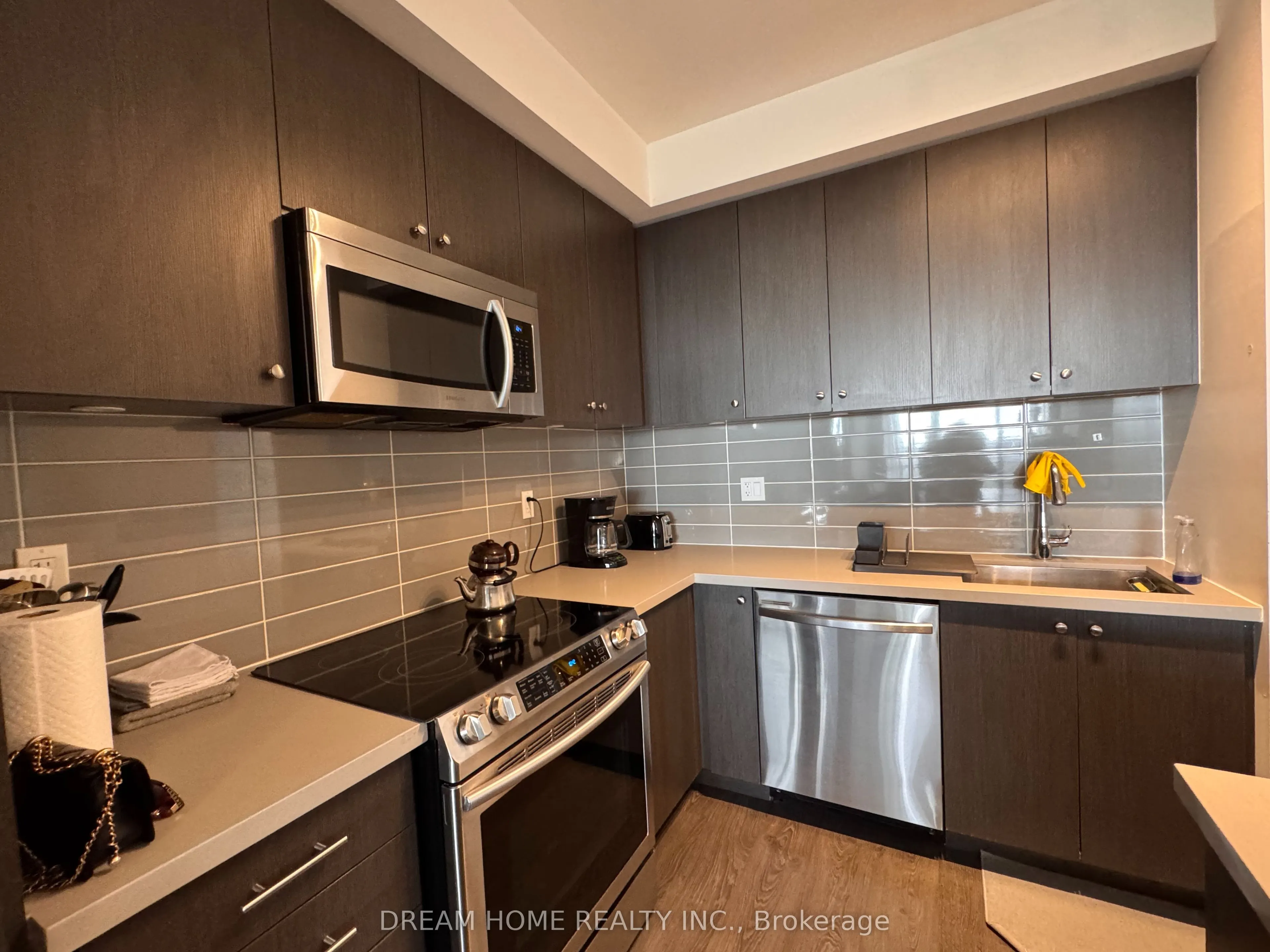 4699 Glen Erin Drive S, #1506