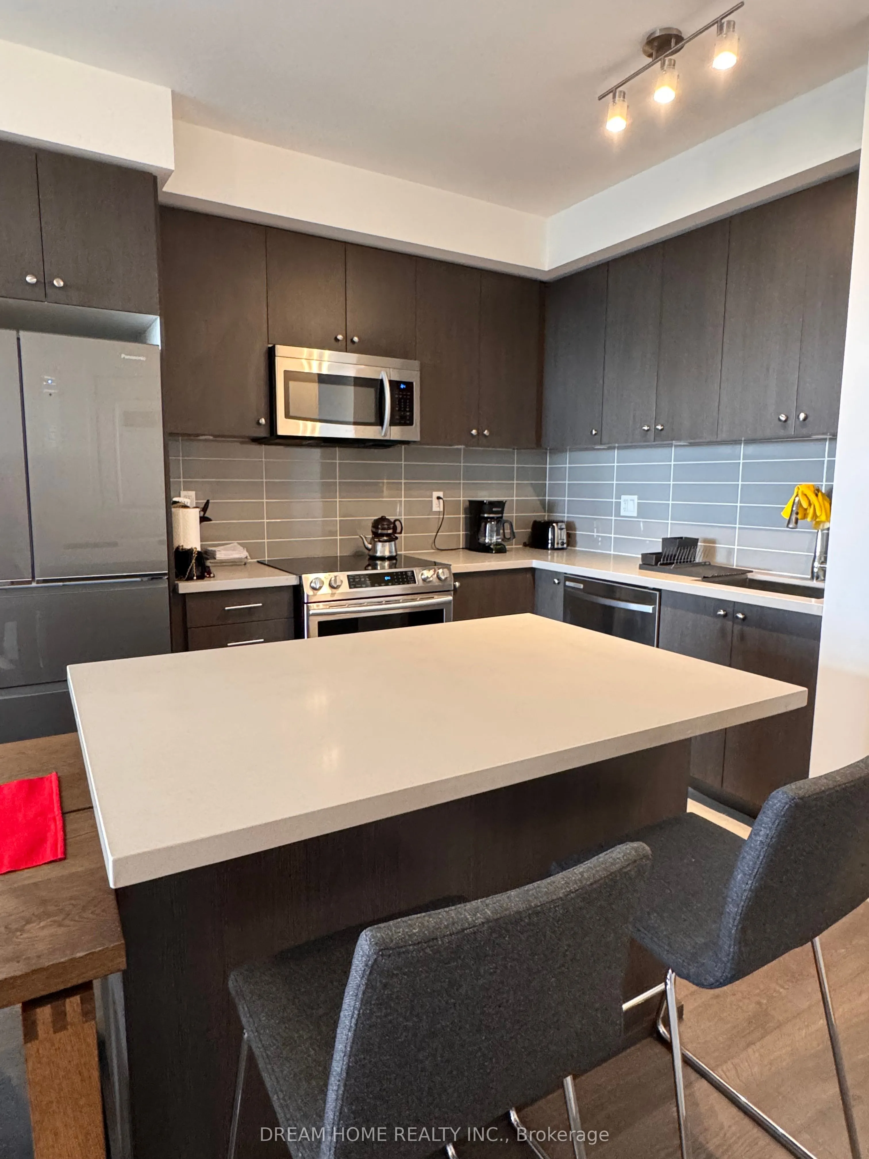 4699 Glen Erin Drive S, #1506