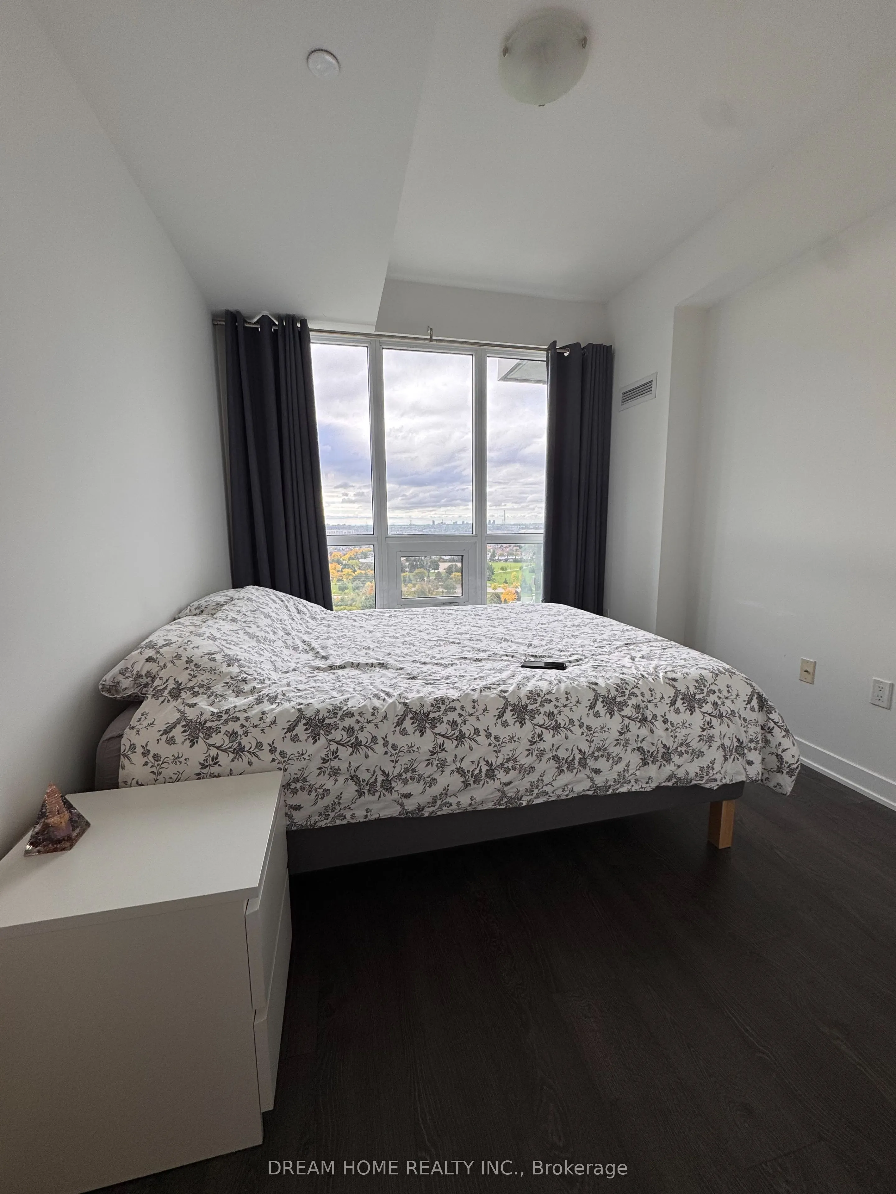 4699 Glen Erin Drive S, #1506