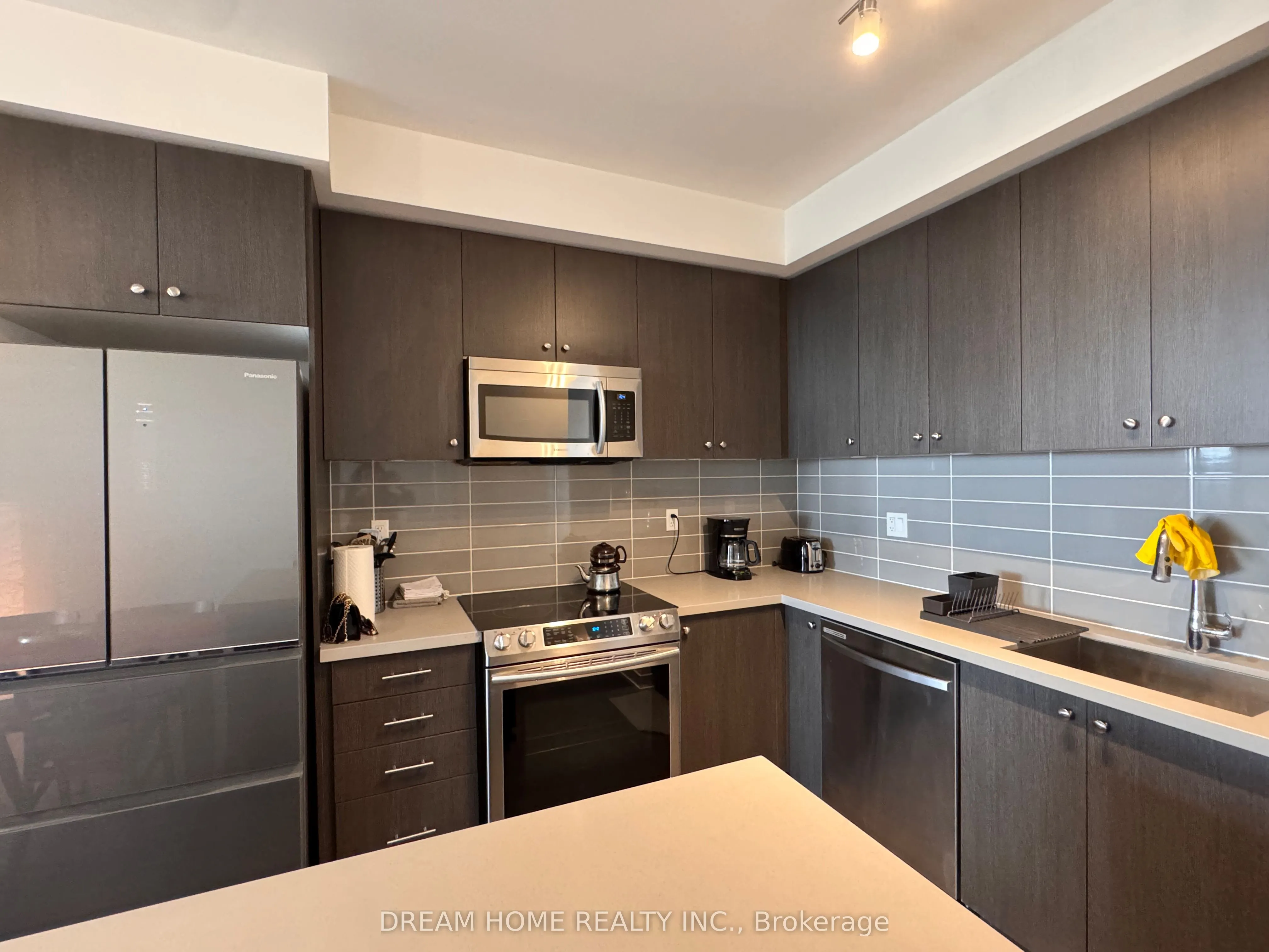 4699 Glen Erin Drive S, #1506