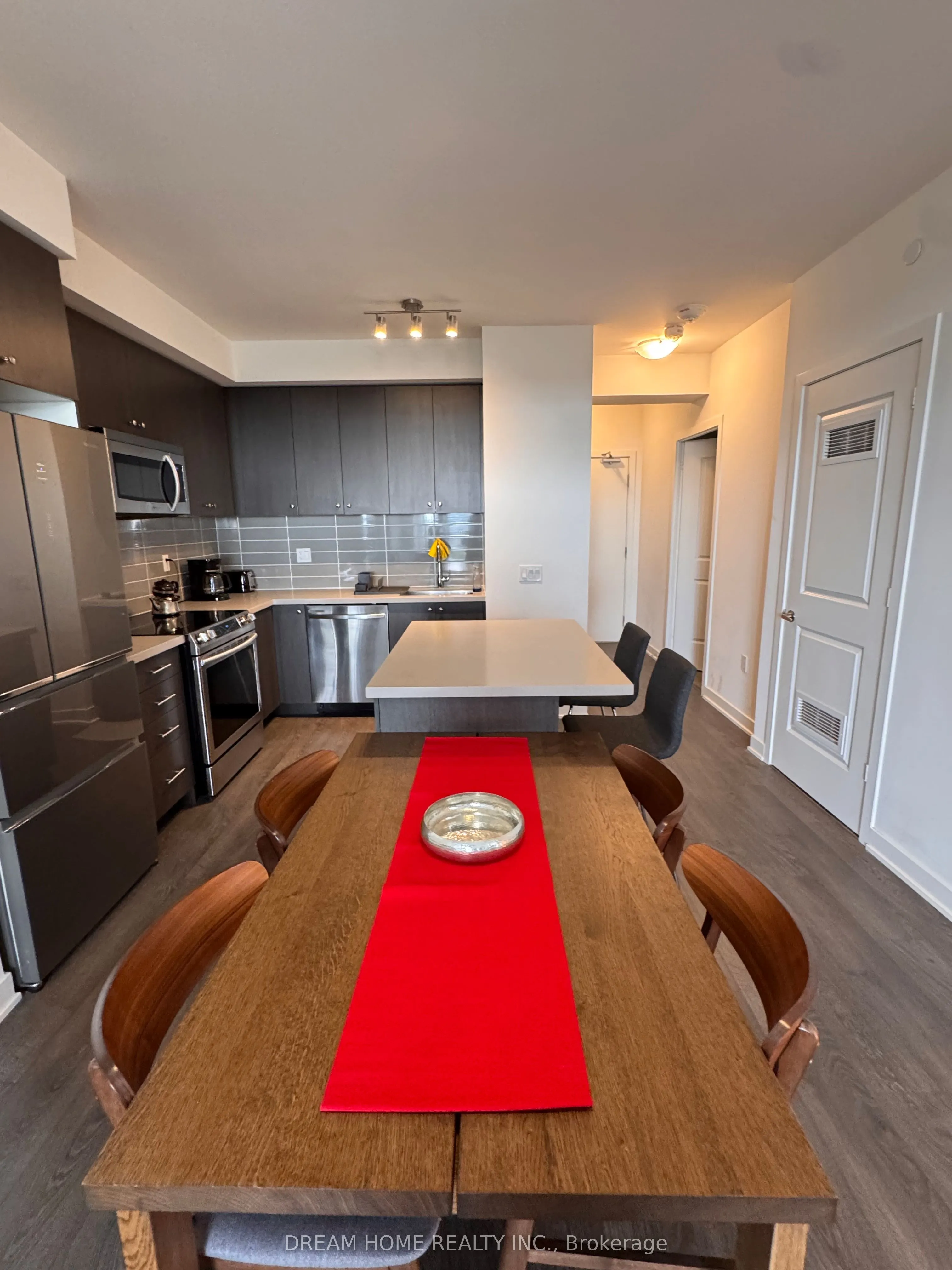 4699 Glen Erin Drive S, #1506