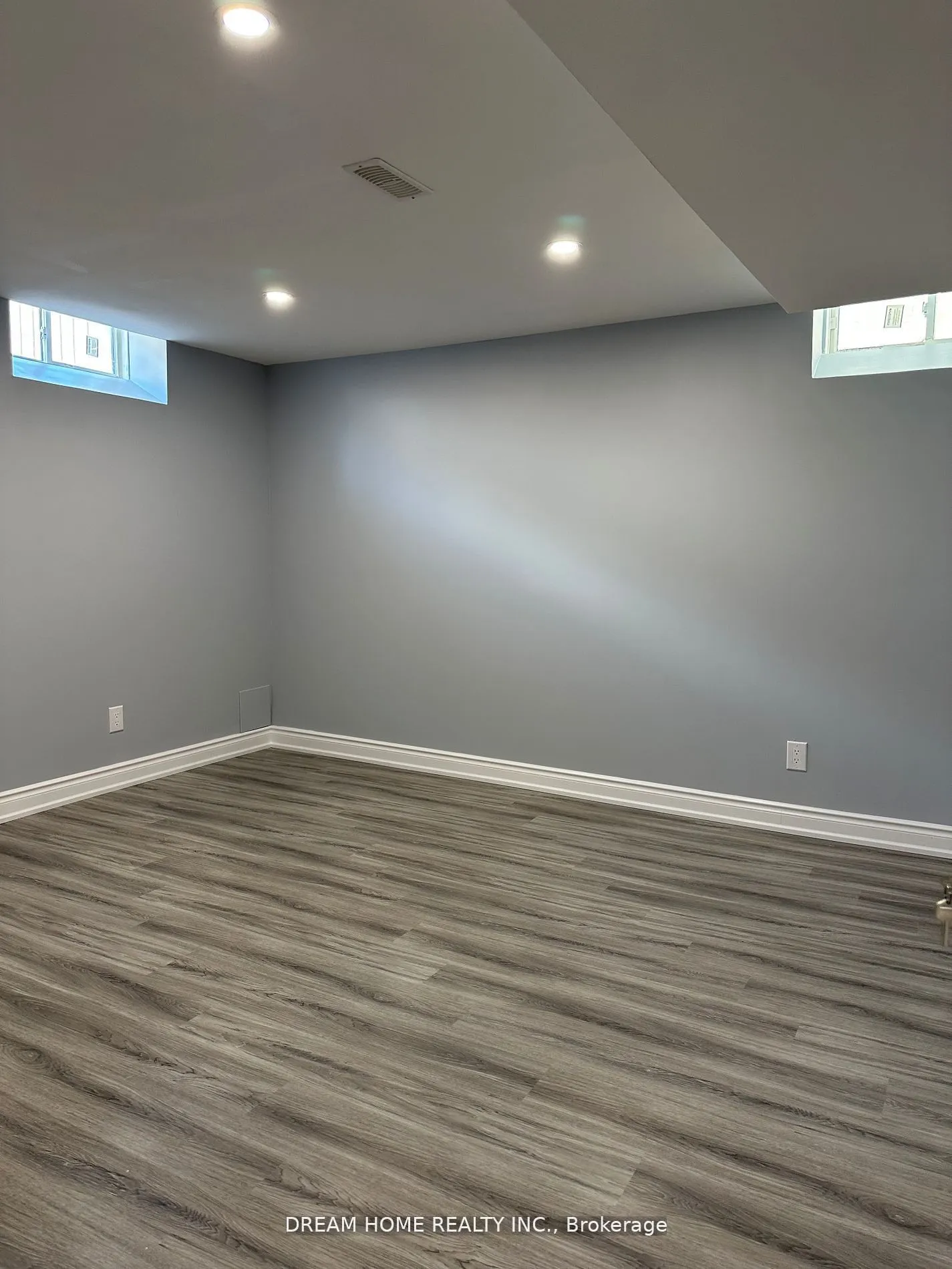 11 Argelia Crescent E