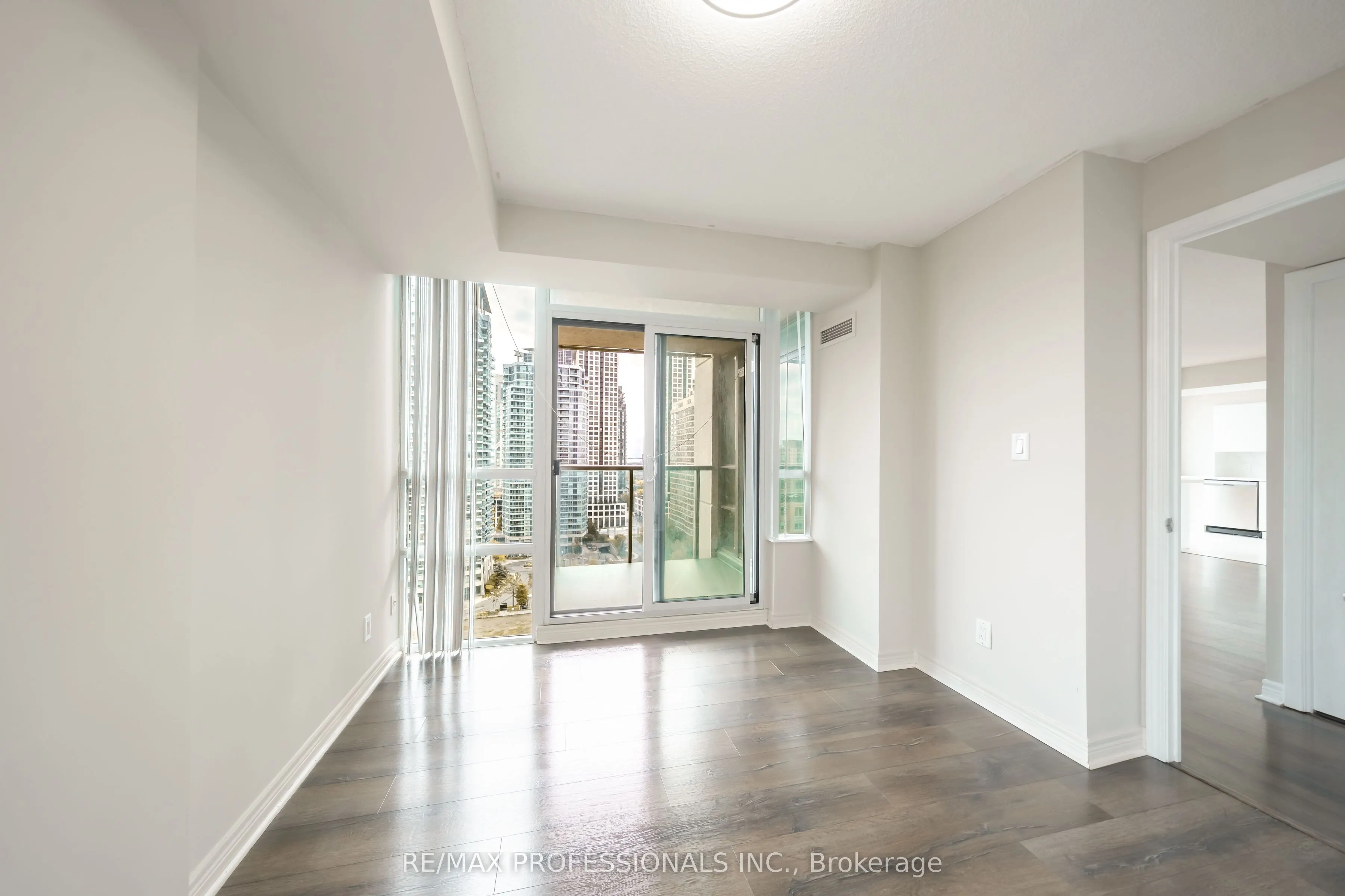 208 Enfield Place, #1703