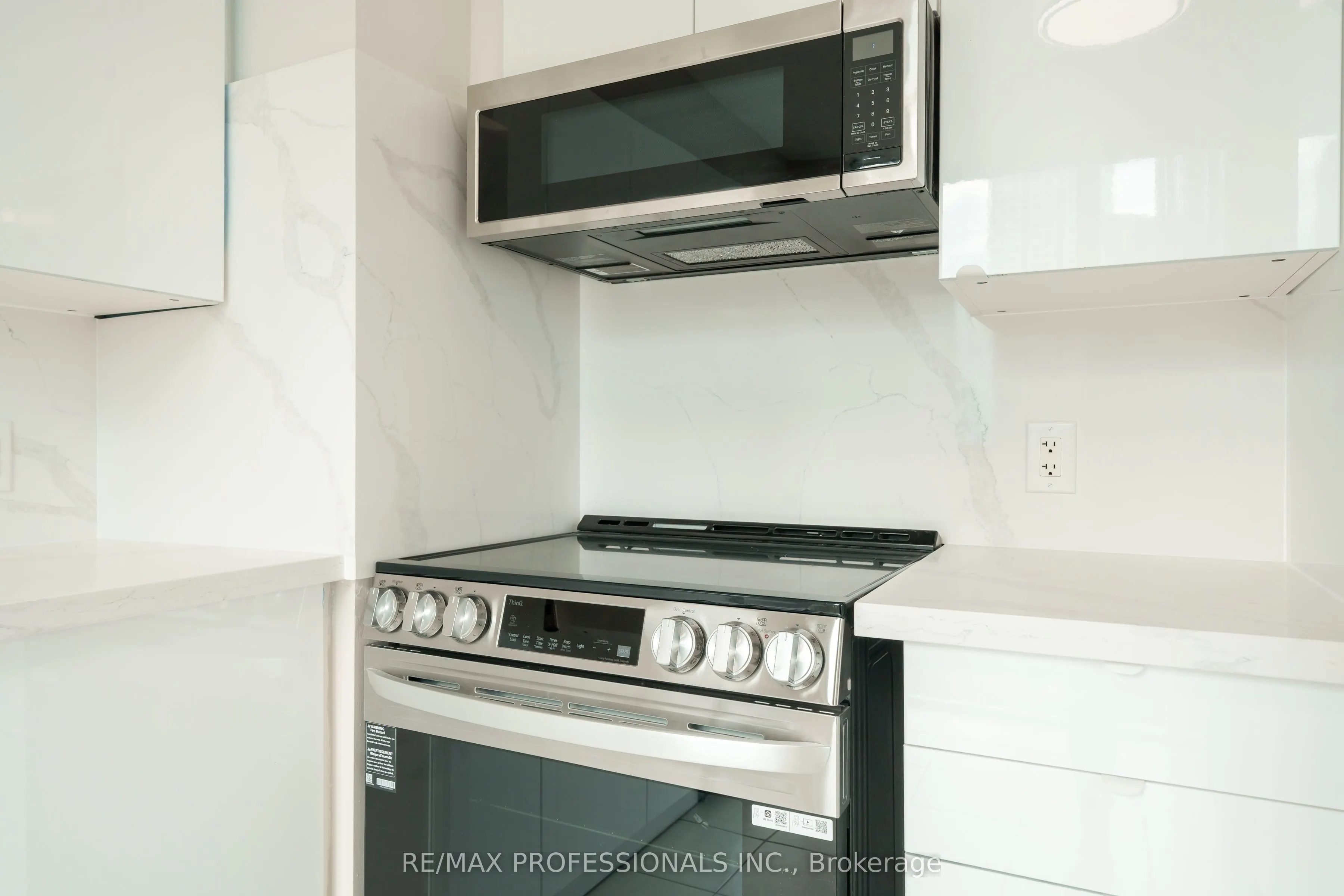 208 Enfield Place, #1703