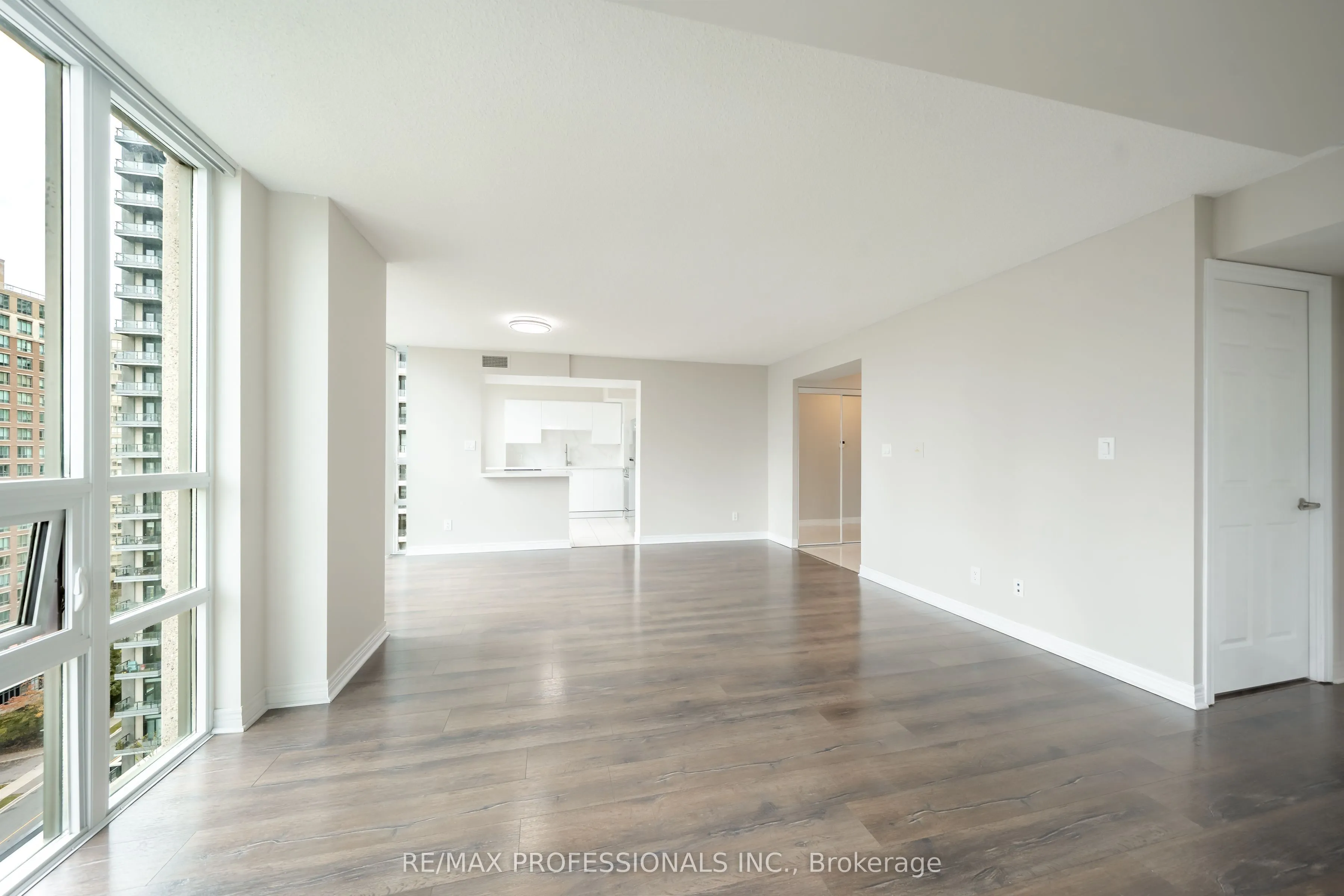 208 Enfield Place, #1703