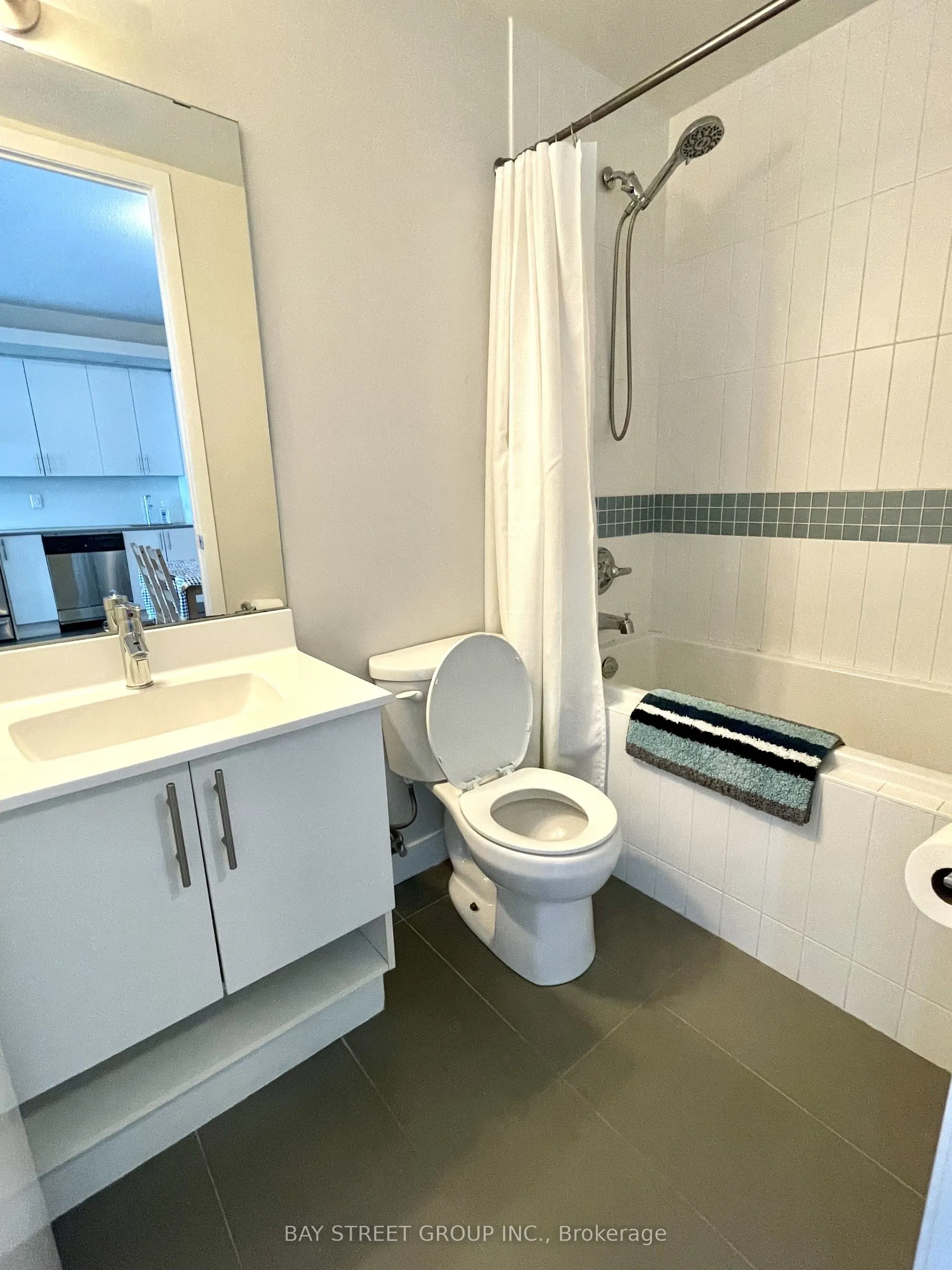 165 Legion Road N, #1634