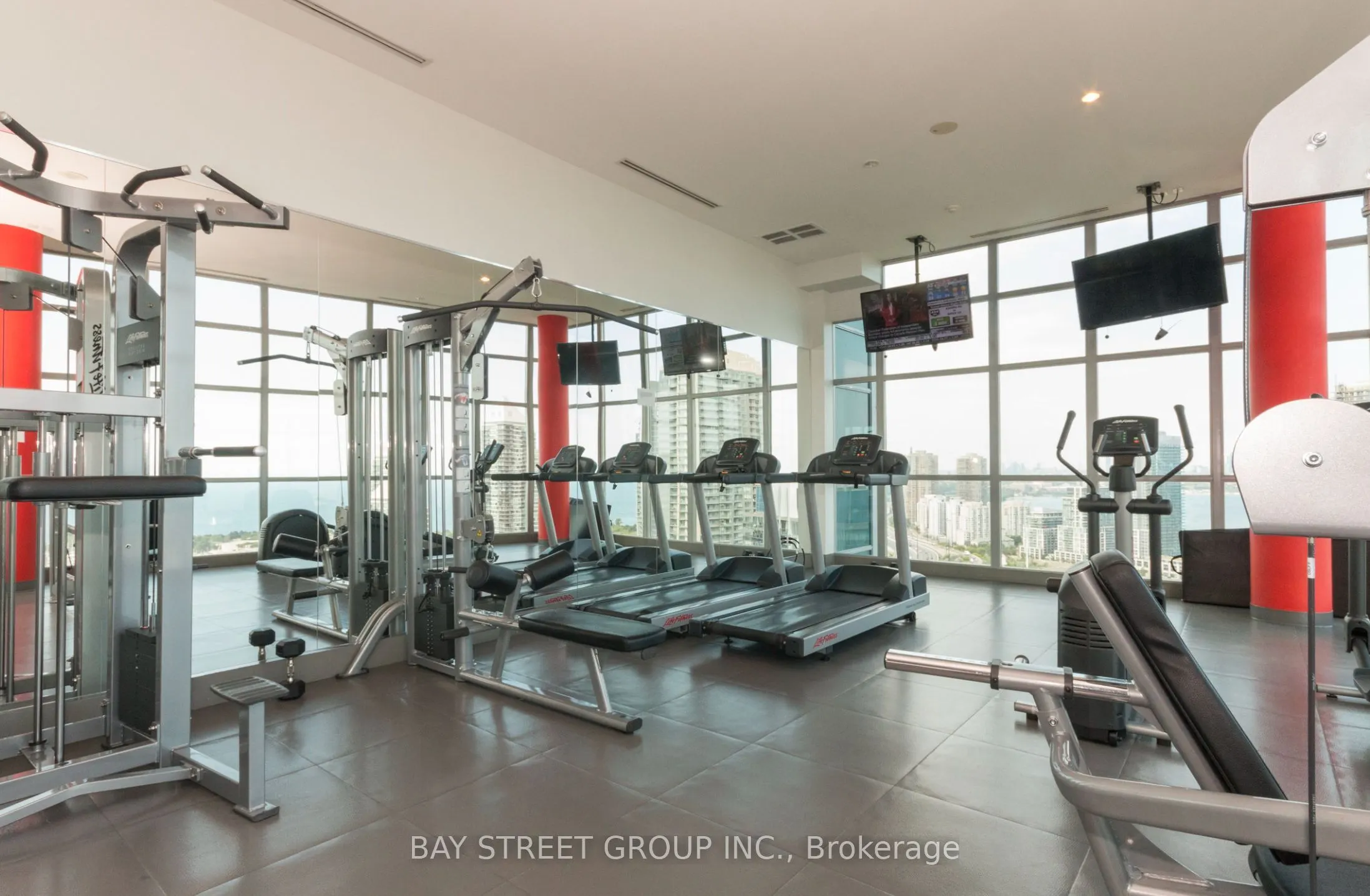 165 Legion Road N, #1634