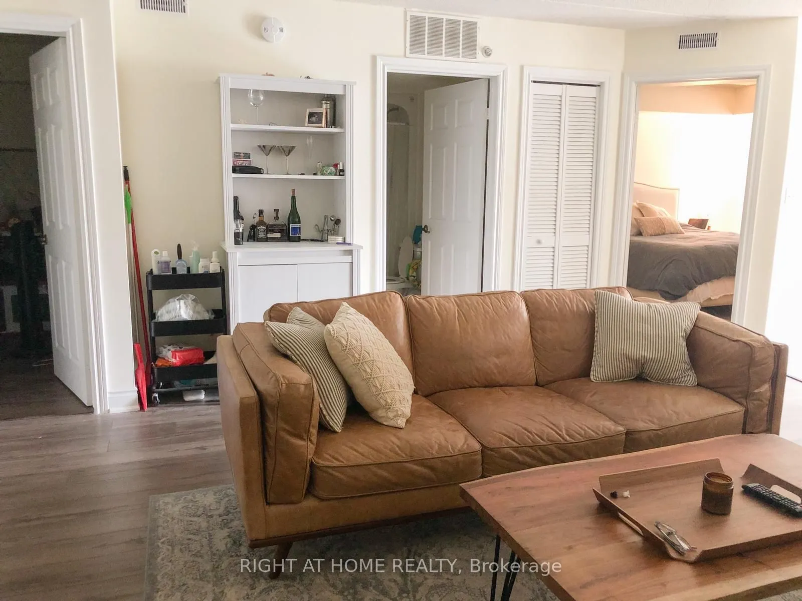 1480 Bishops Gate E, #105