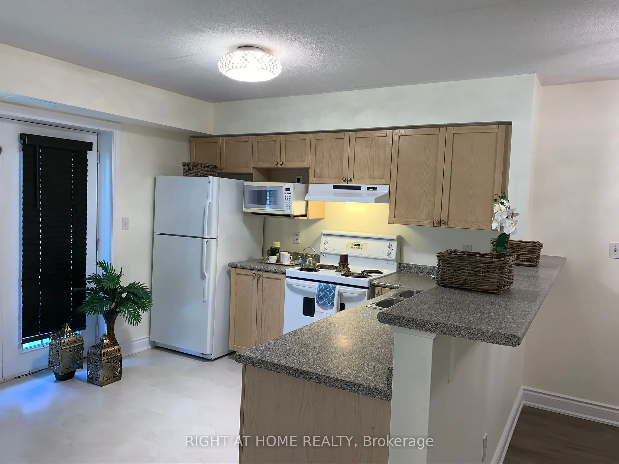 1480 Bishops Gate E, #105