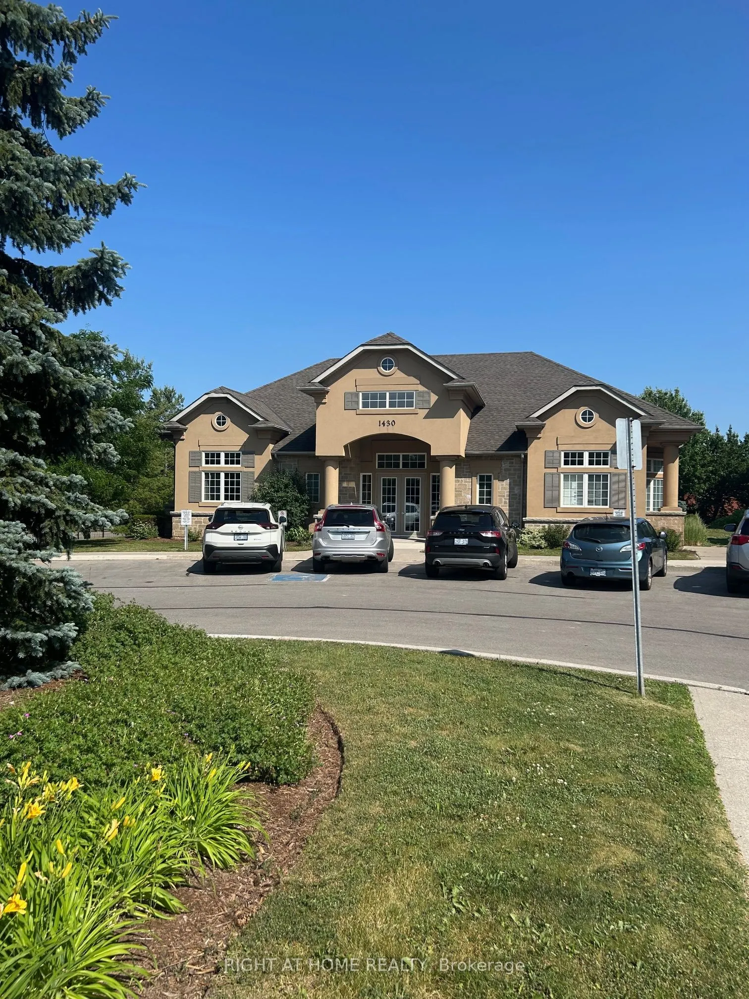 1480 Bishops Gate E, #105