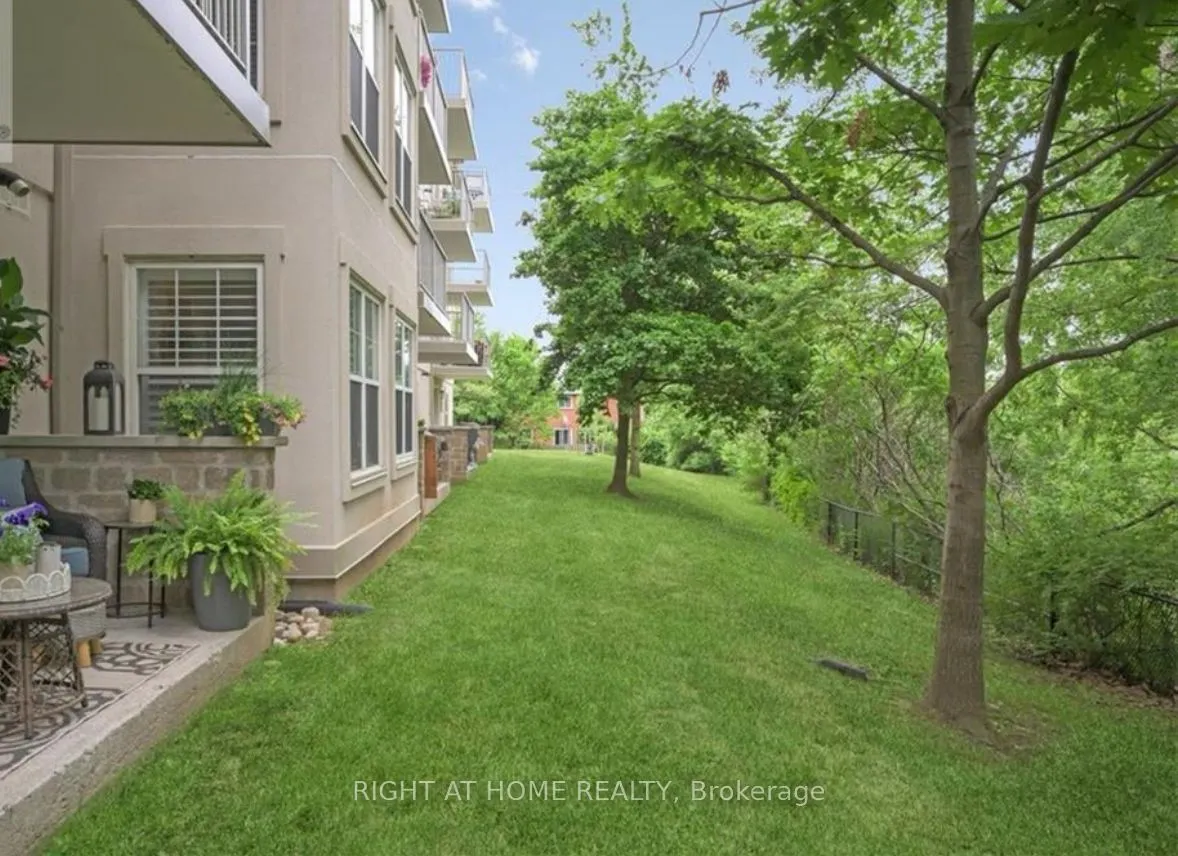 1480 Bishops Gate E, #105