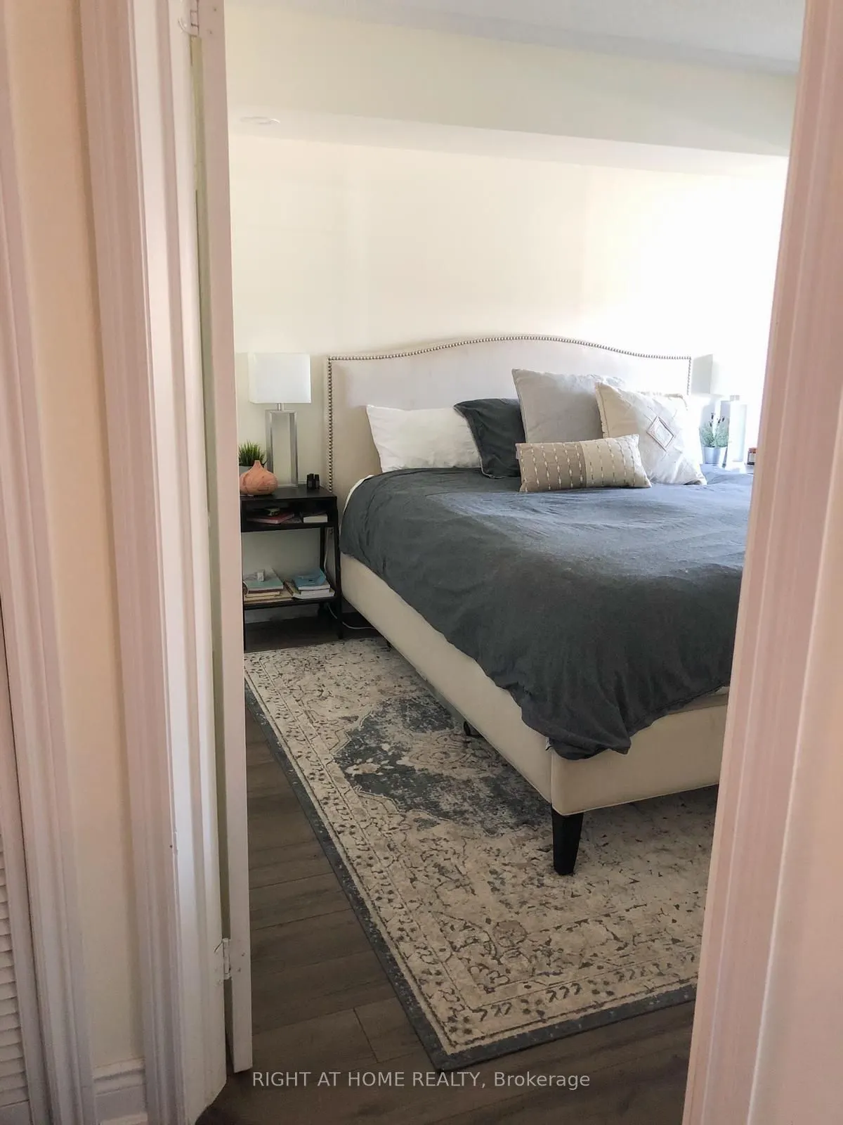 1480 Bishops Gate E, #105