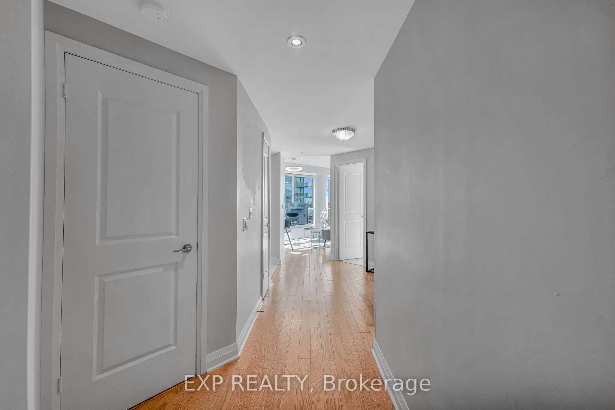 1055 Southdown Road, #611
