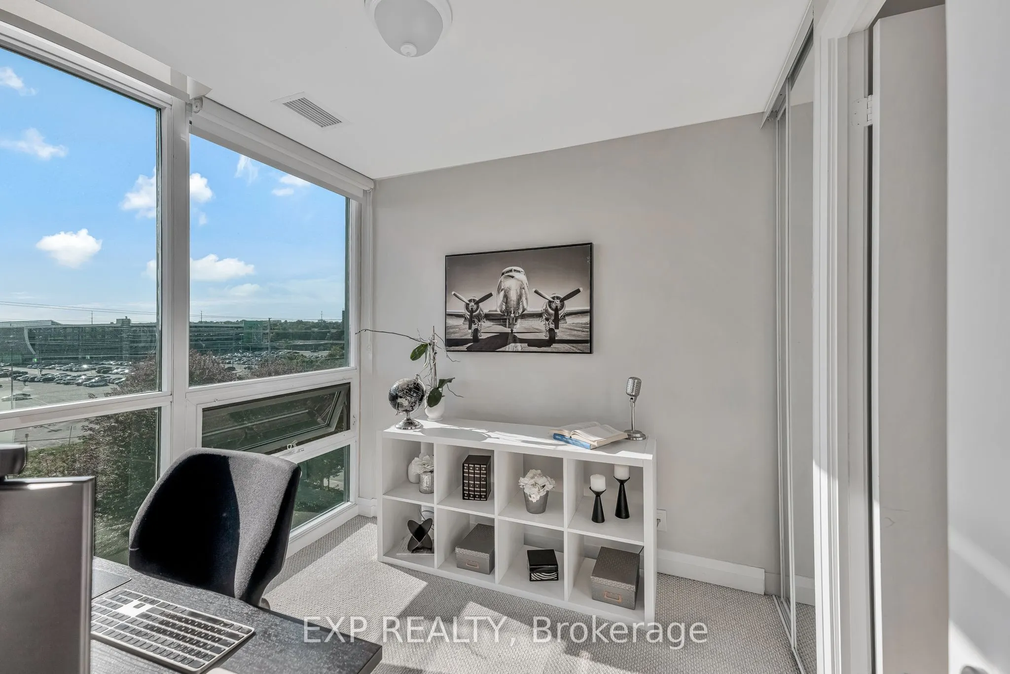 1055 Southdown Road, #611