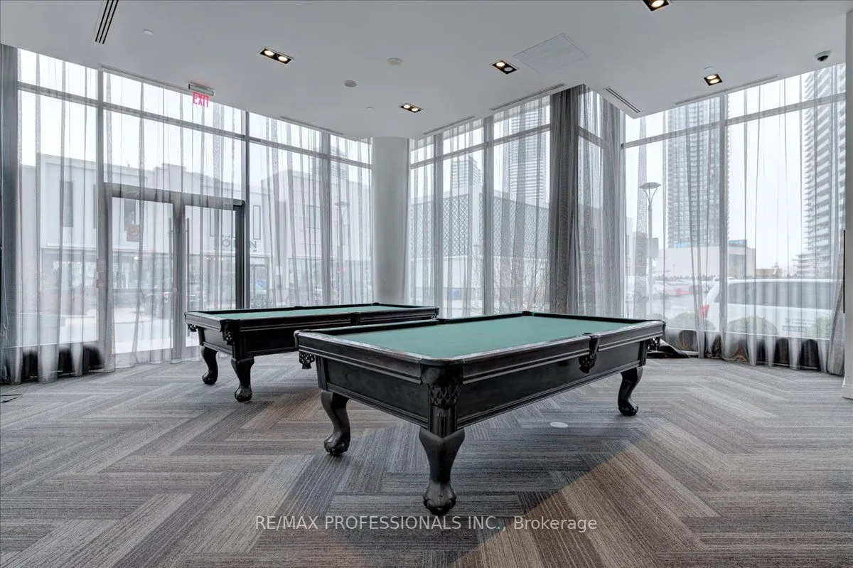 88 Park Lawn Road, #2016