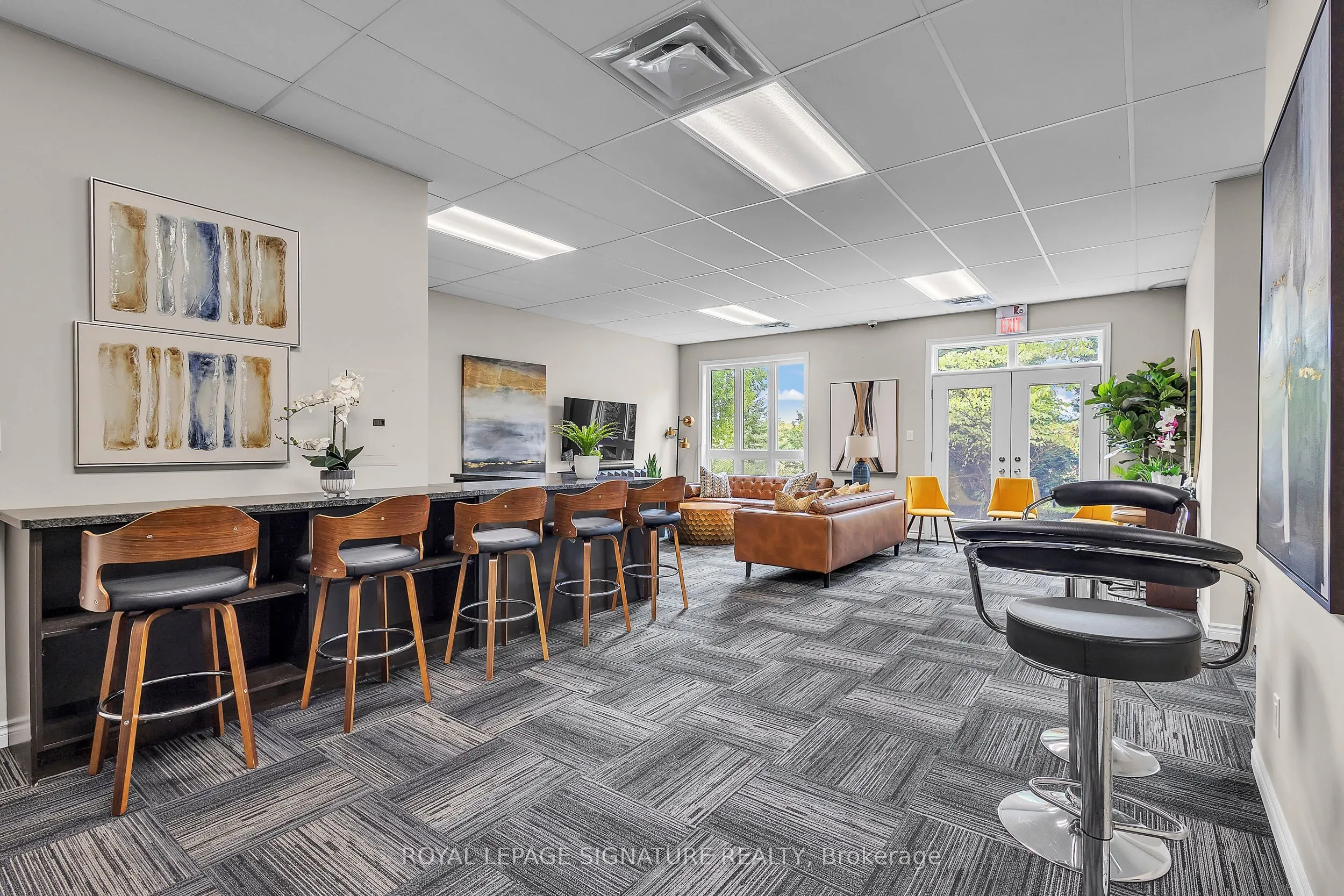 5327 Upper Middle Road W, #504
