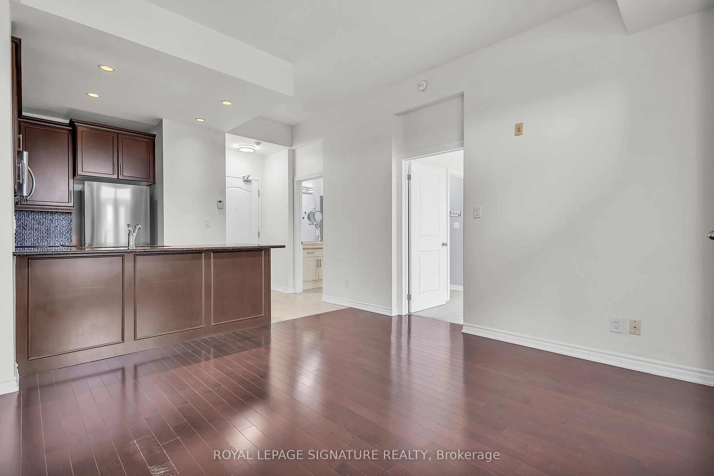 5327 Upper Middle Road W, #504