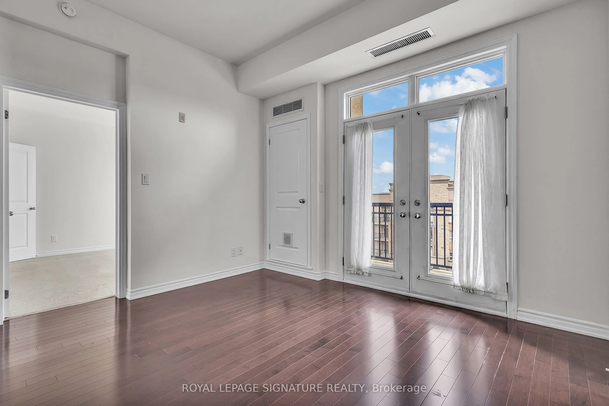 5327 Upper Middle Road W, #504
