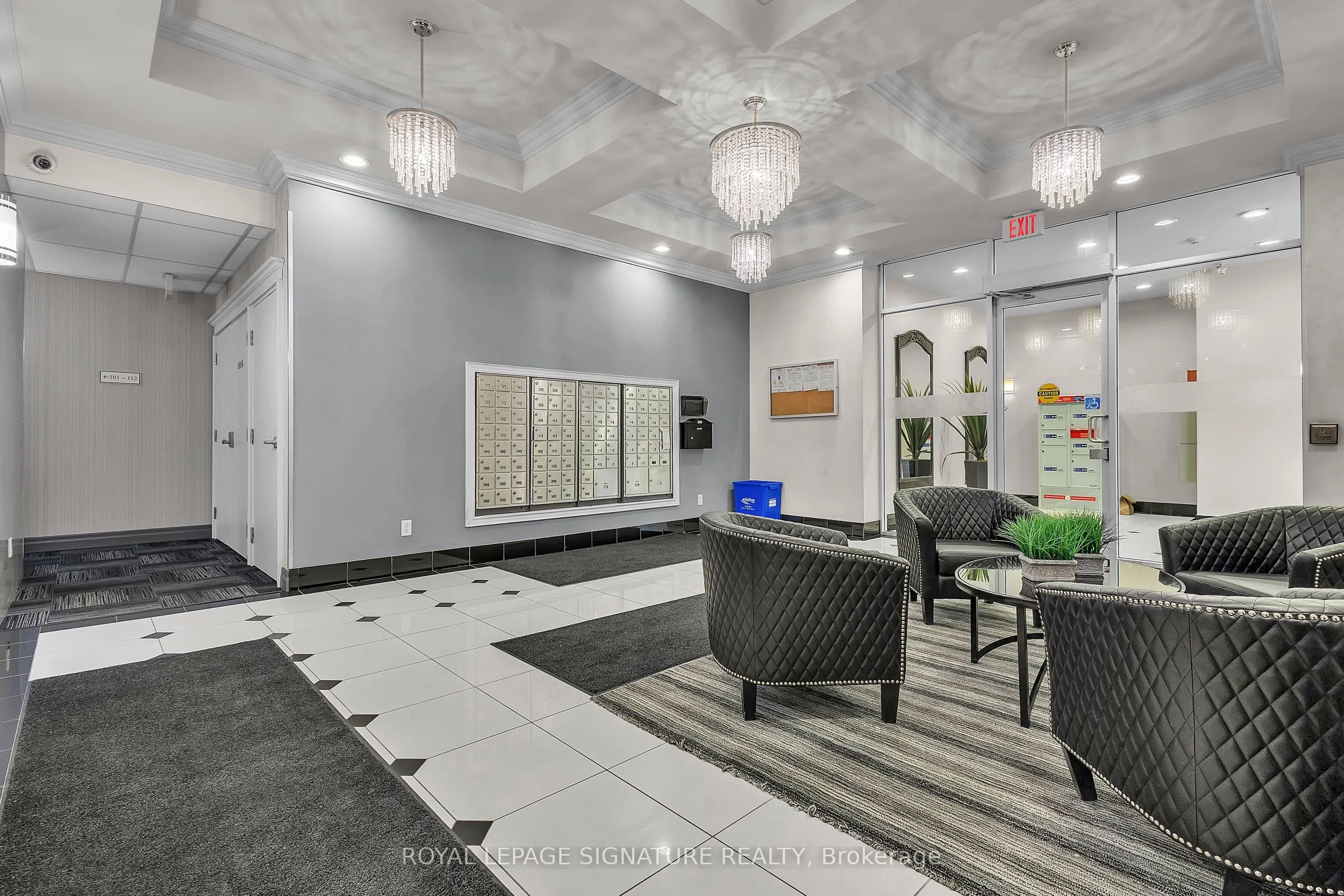 5327 Upper Middle Road W, #504