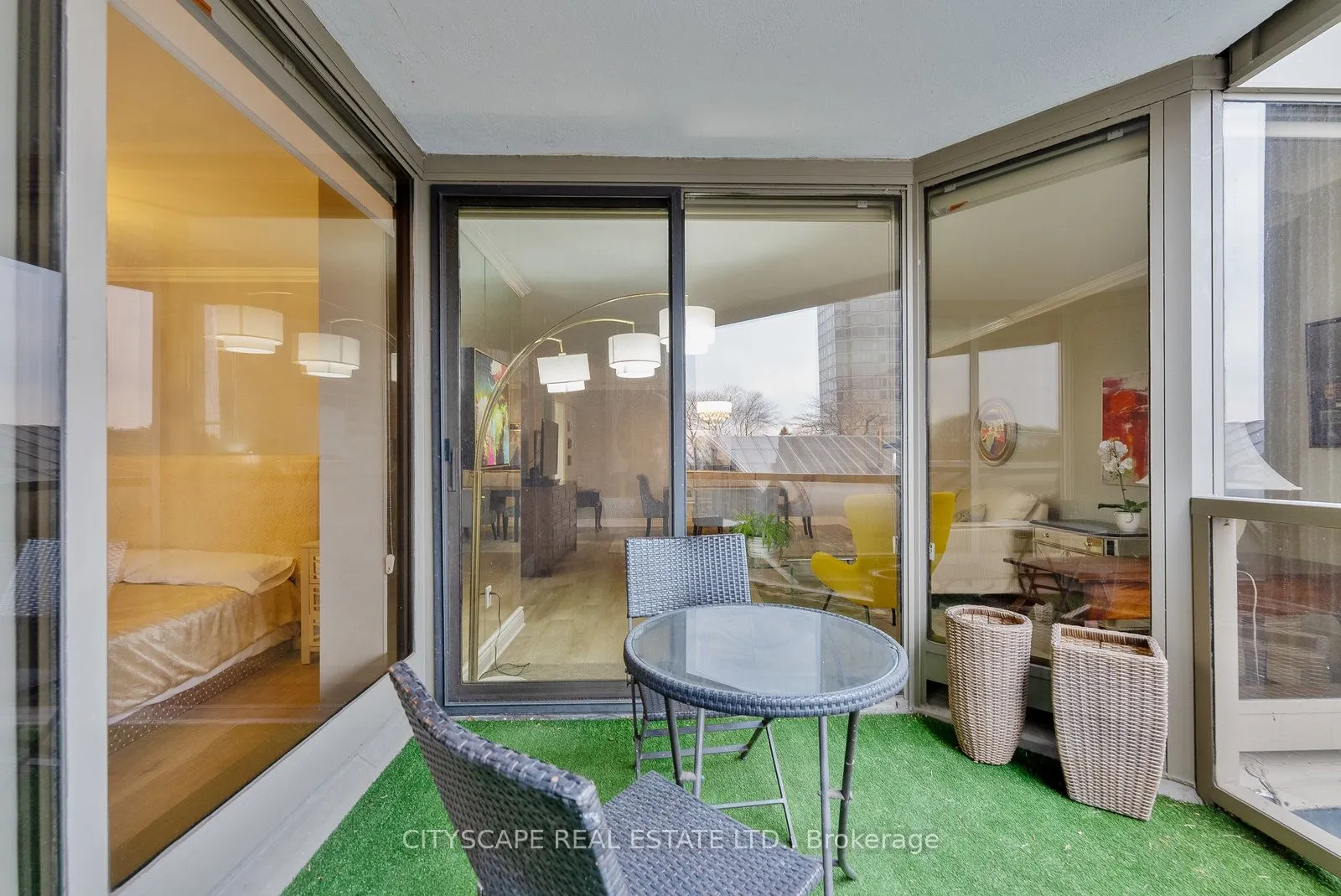 2045 Lake Shore Boulevard W, #202