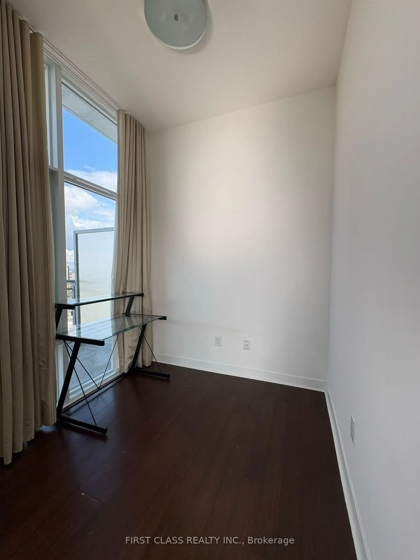 360 Square One Drive, #3208