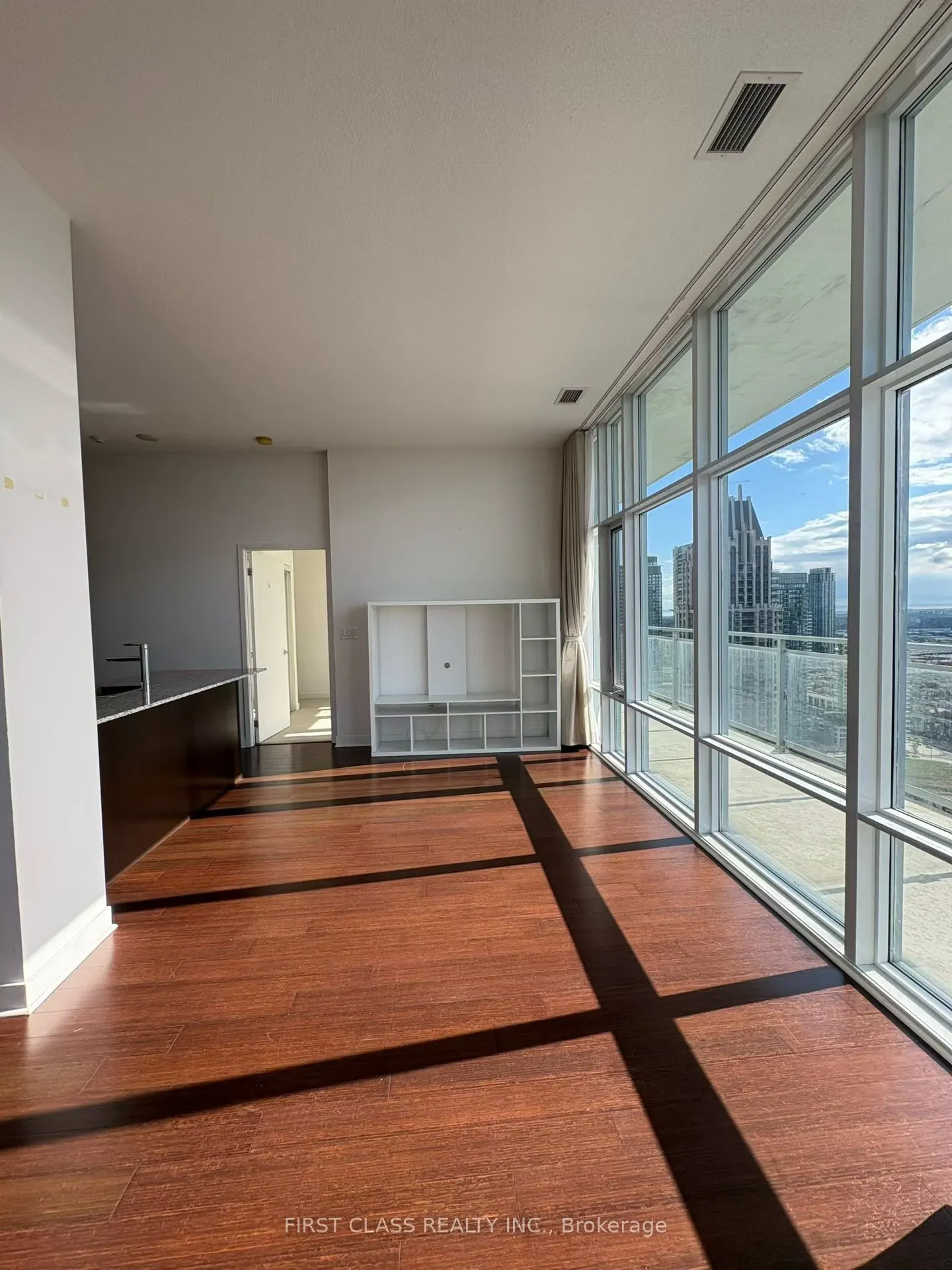 360 Square One Drive, #3208
