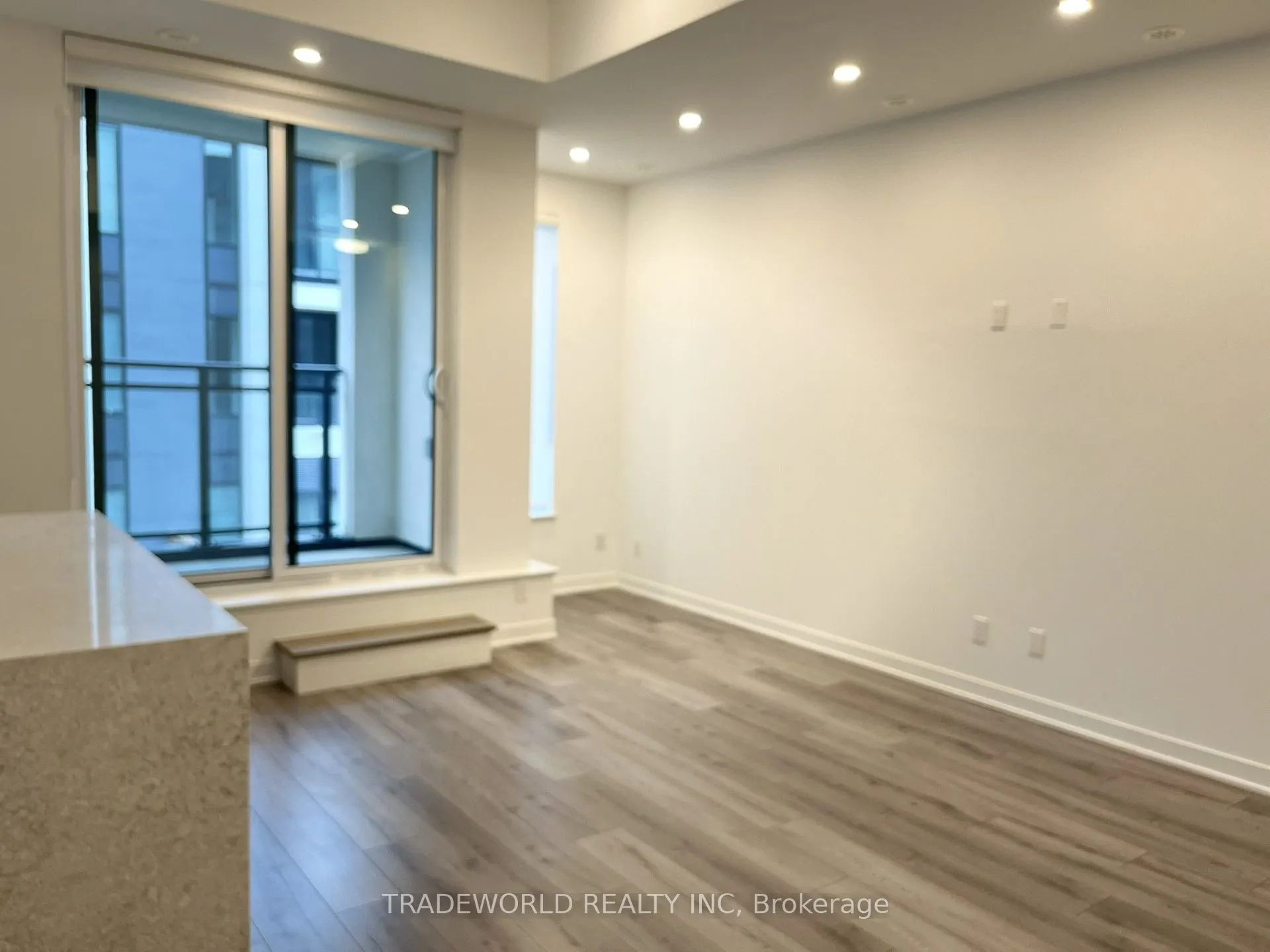3020 Trailside Drive, #127