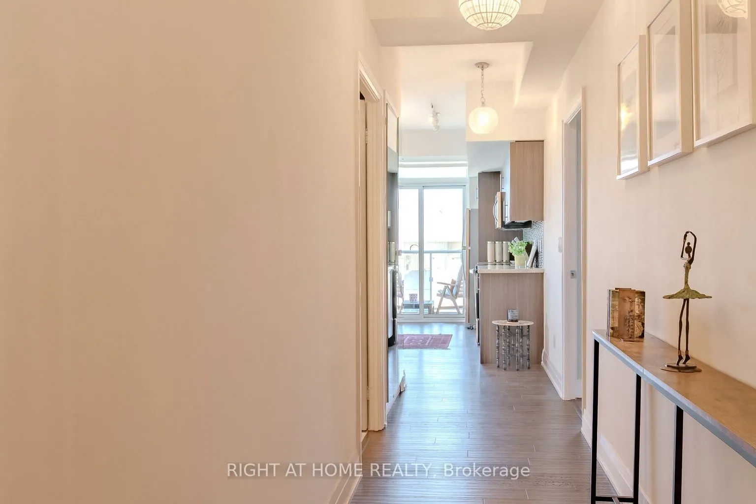 55 Speers Road, #1603
