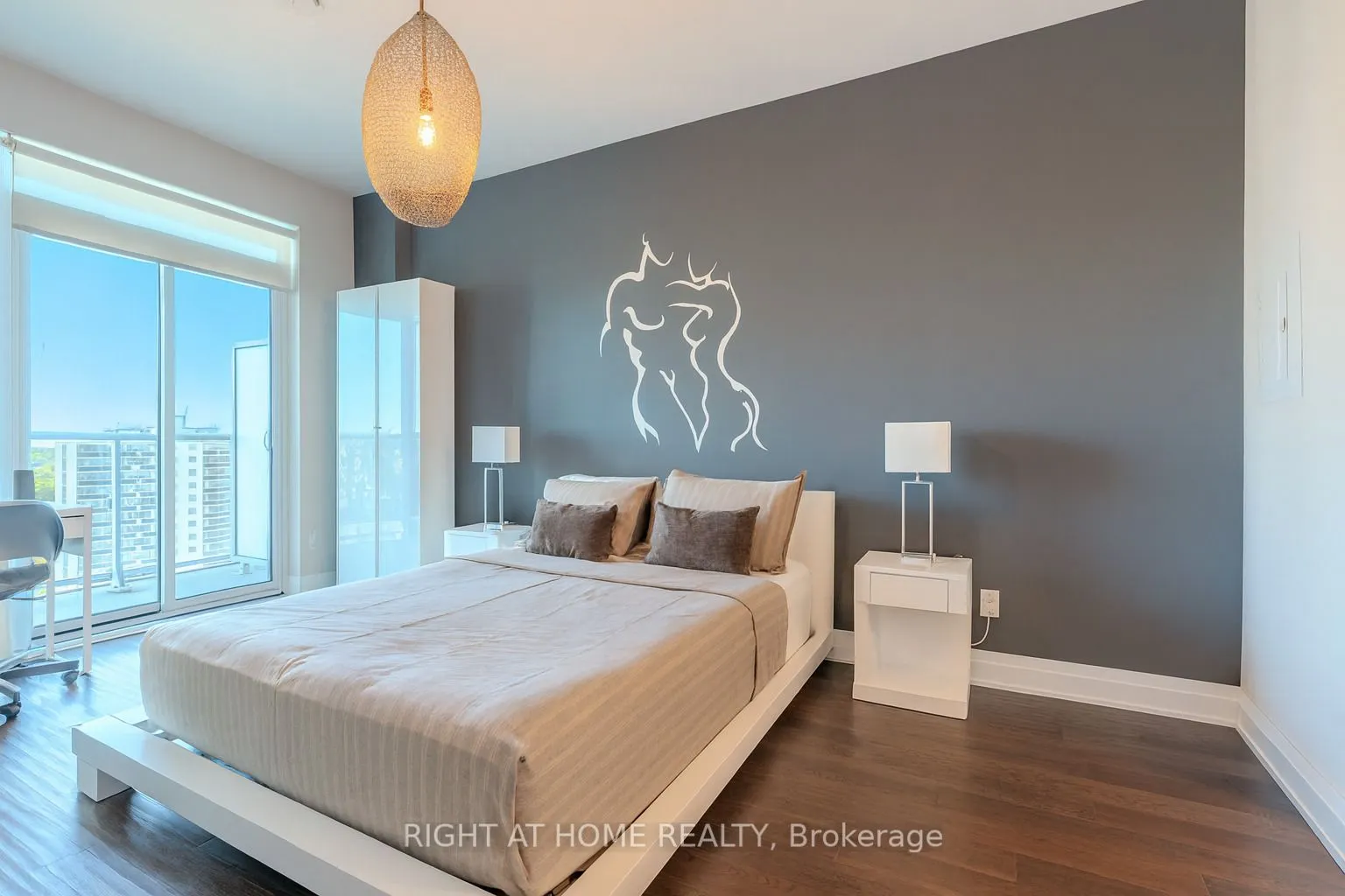 55 Speers Road, #1603