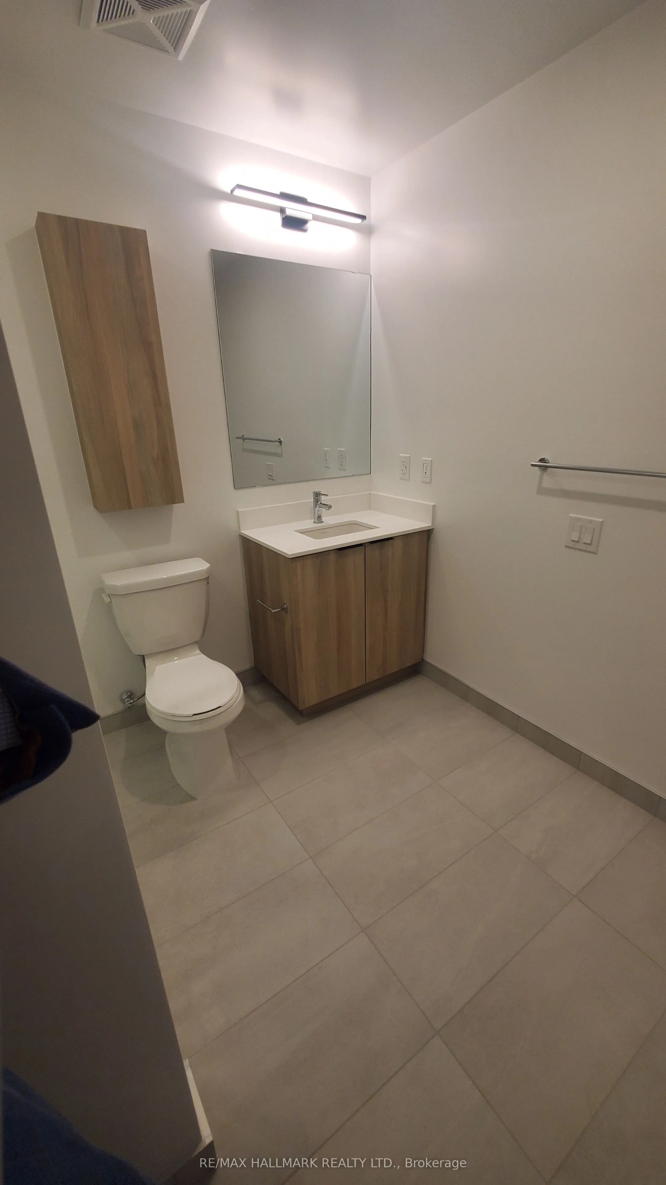2485 Eglinton Avenue W, #808