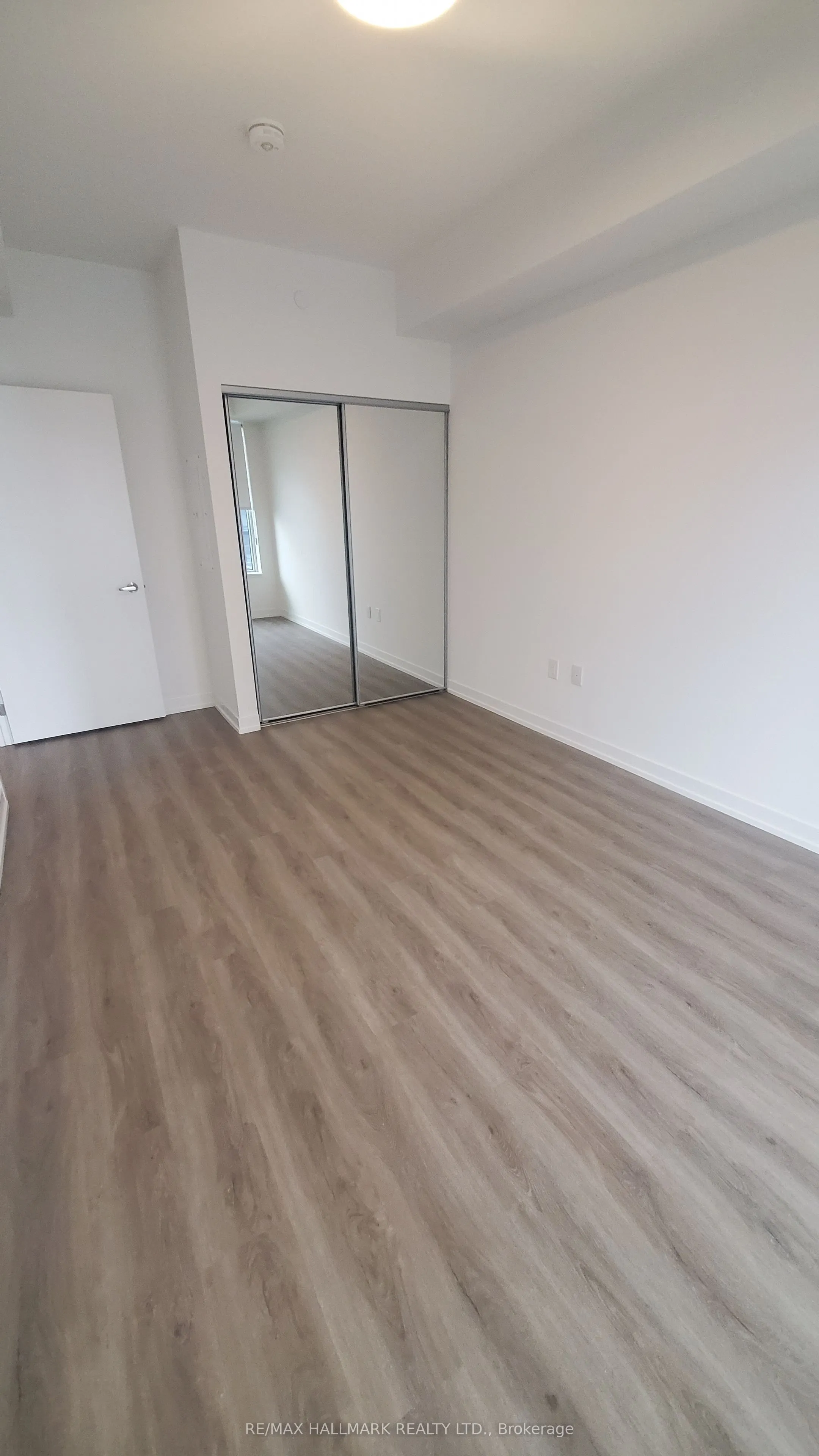 2485 Eglinton Avenue W, #808
