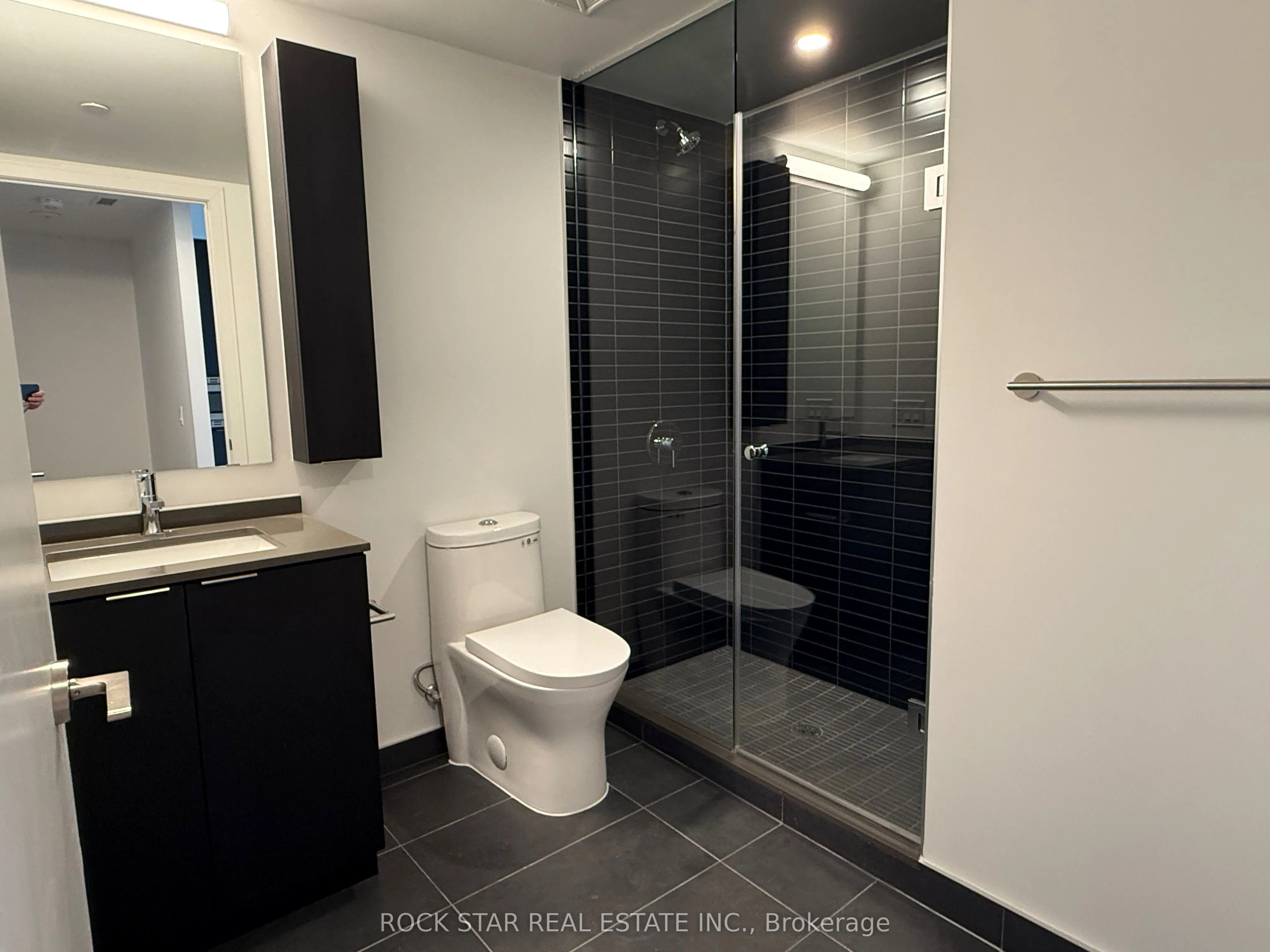3009 Novar Road, #329