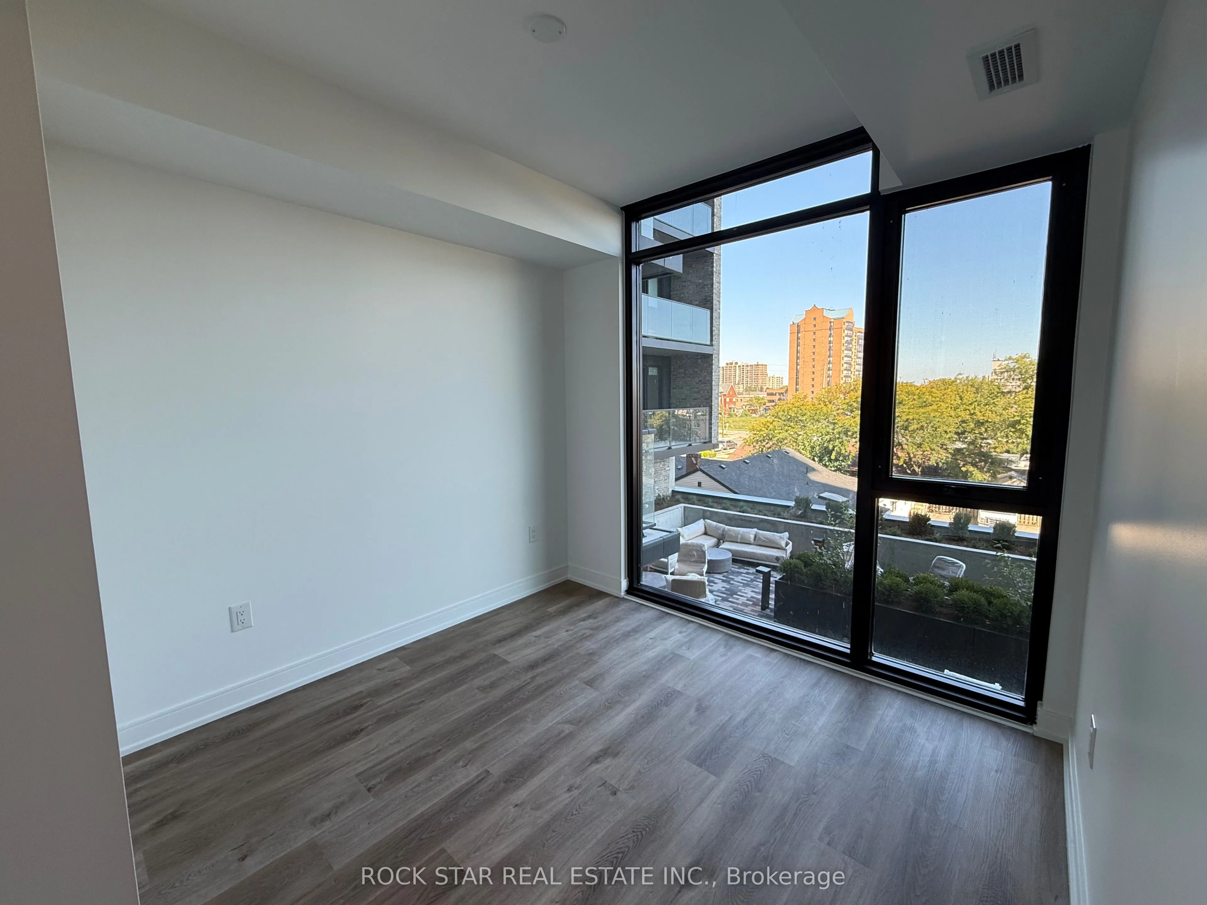 3009 Novar Road, #329