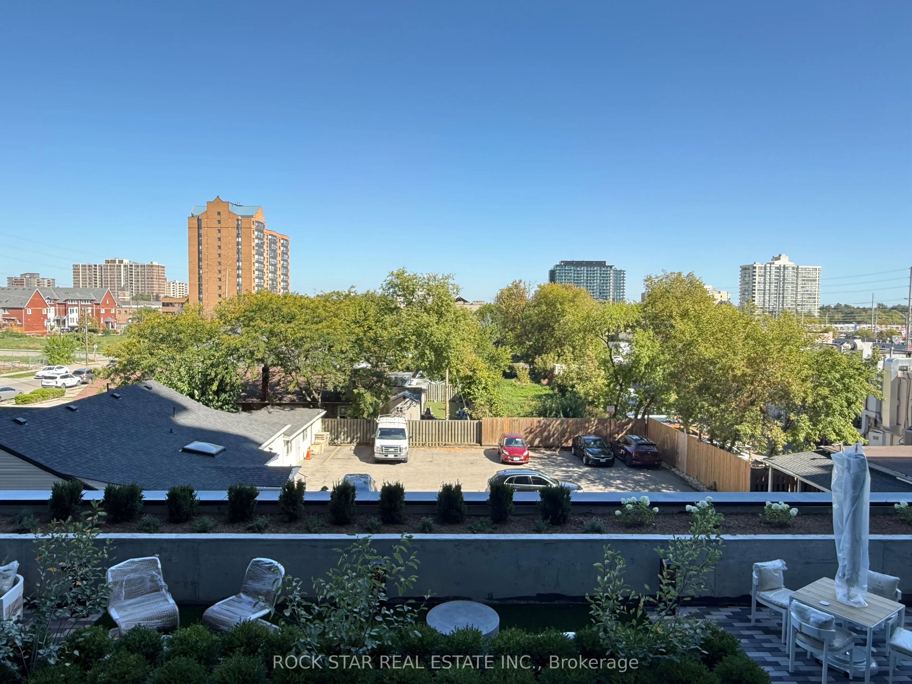 3009 Novar Road, #329