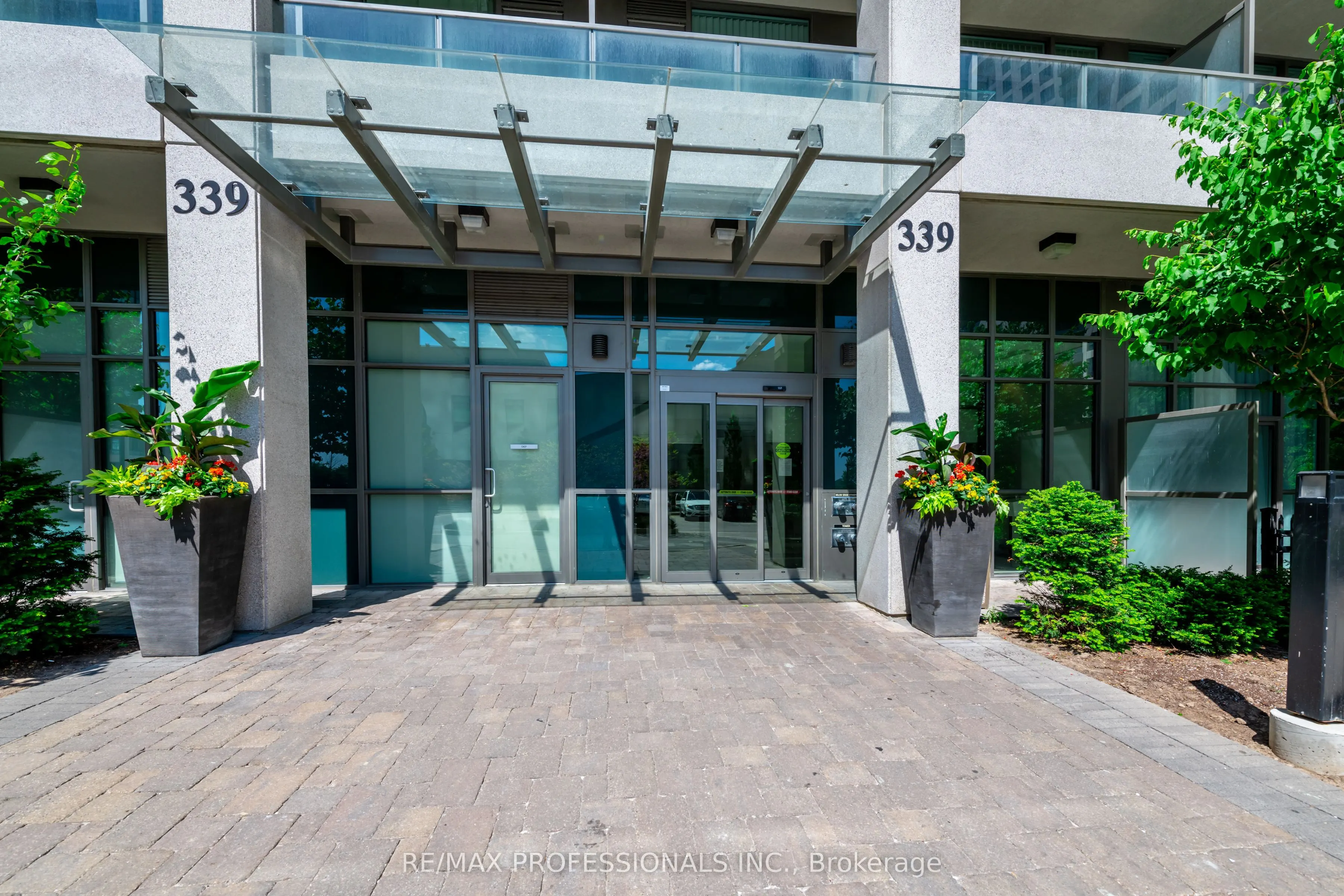 339 Rathburn Road, #1511