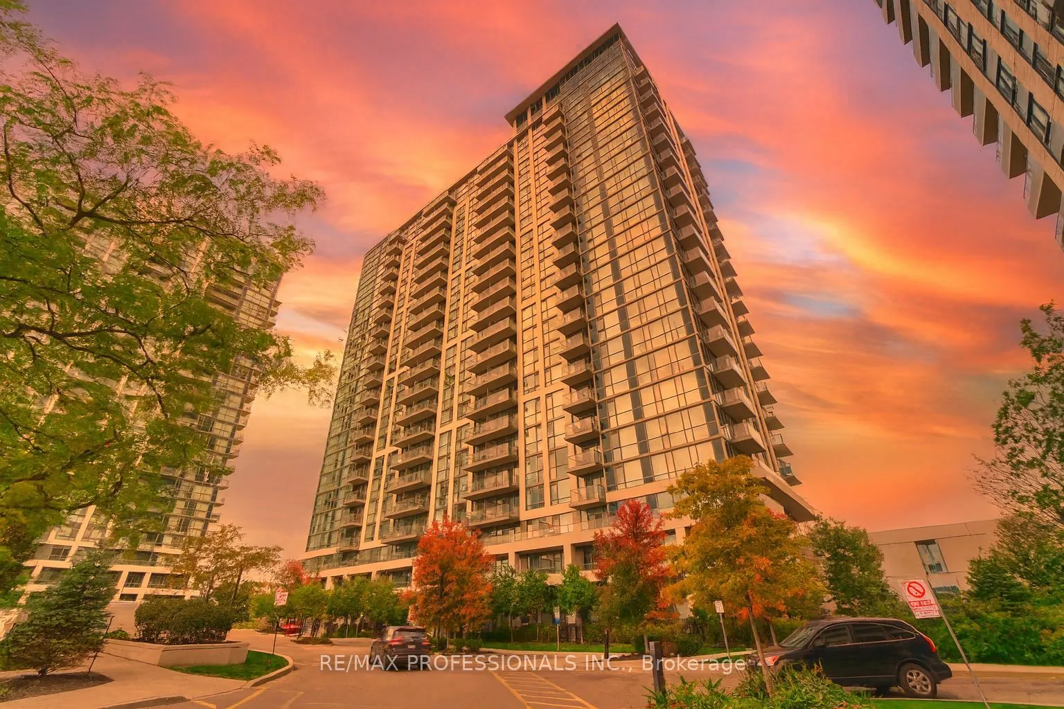 339 Rathburn Road, #1511