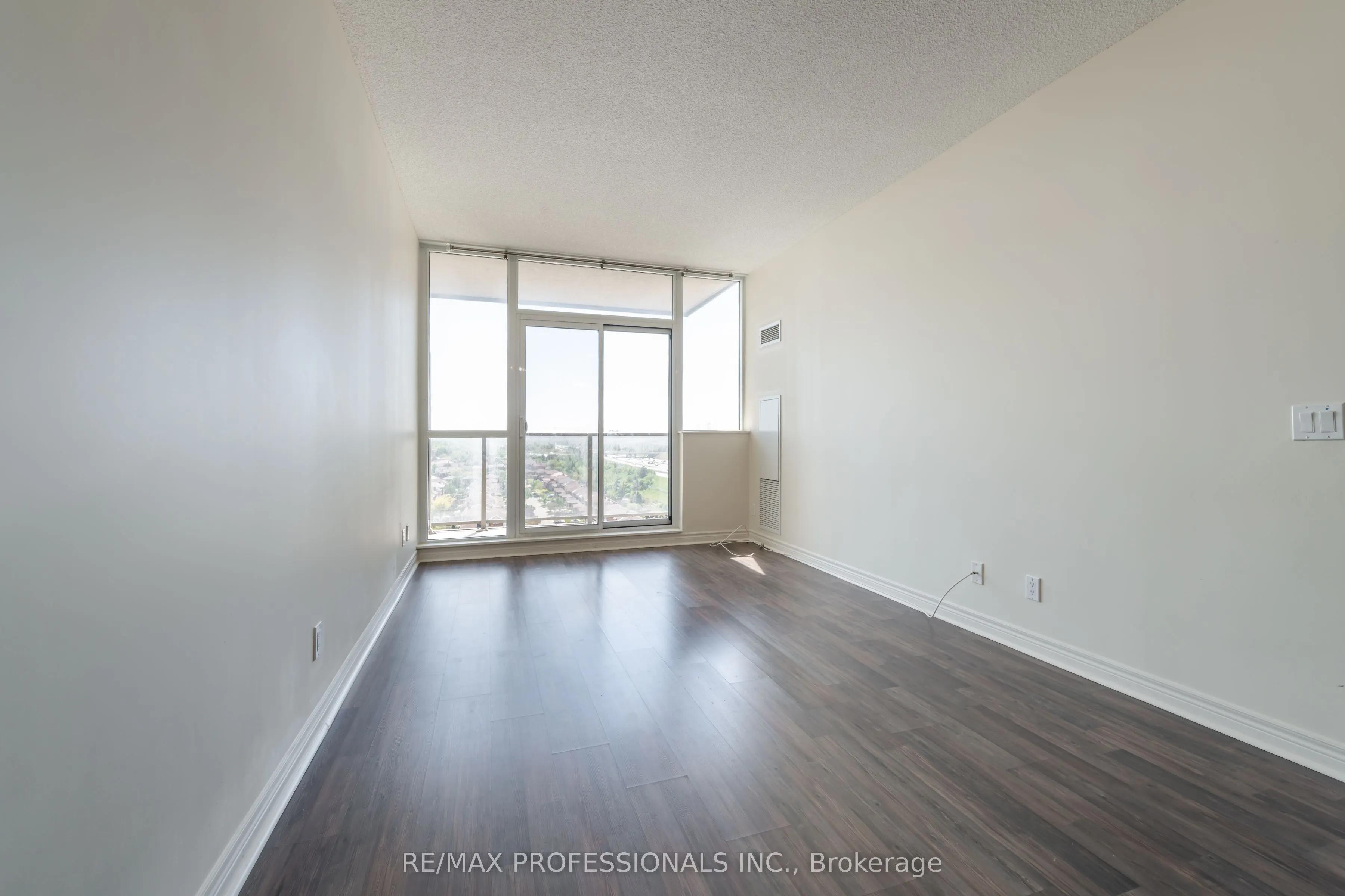 339 Rathburn Road, #1511