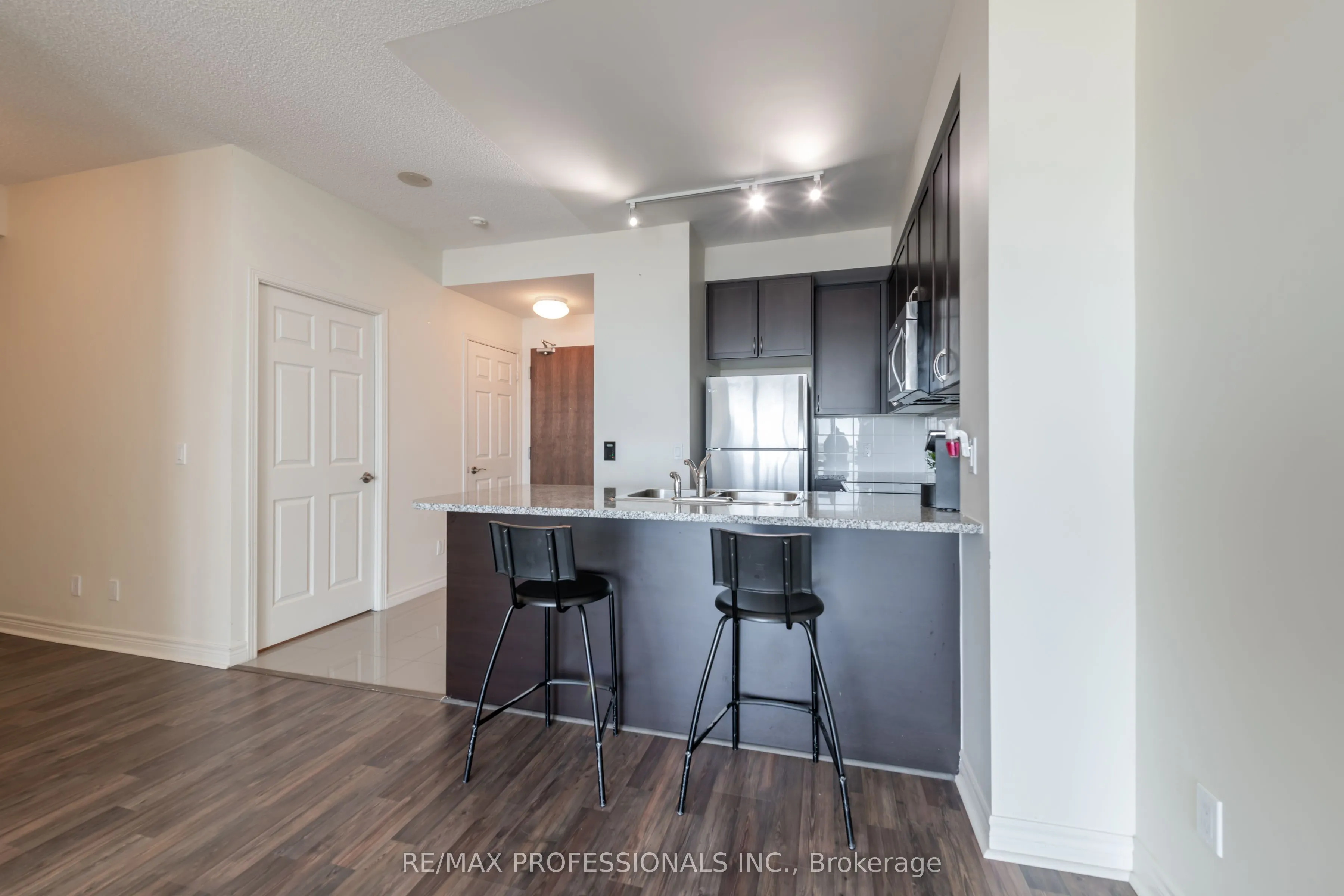 339 Rathburn Road, #1511