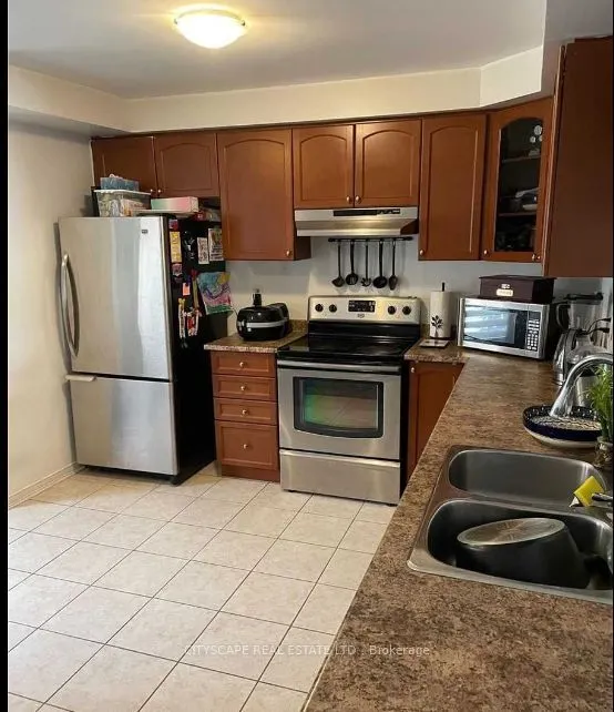 5725 Tenth Line W, #7
