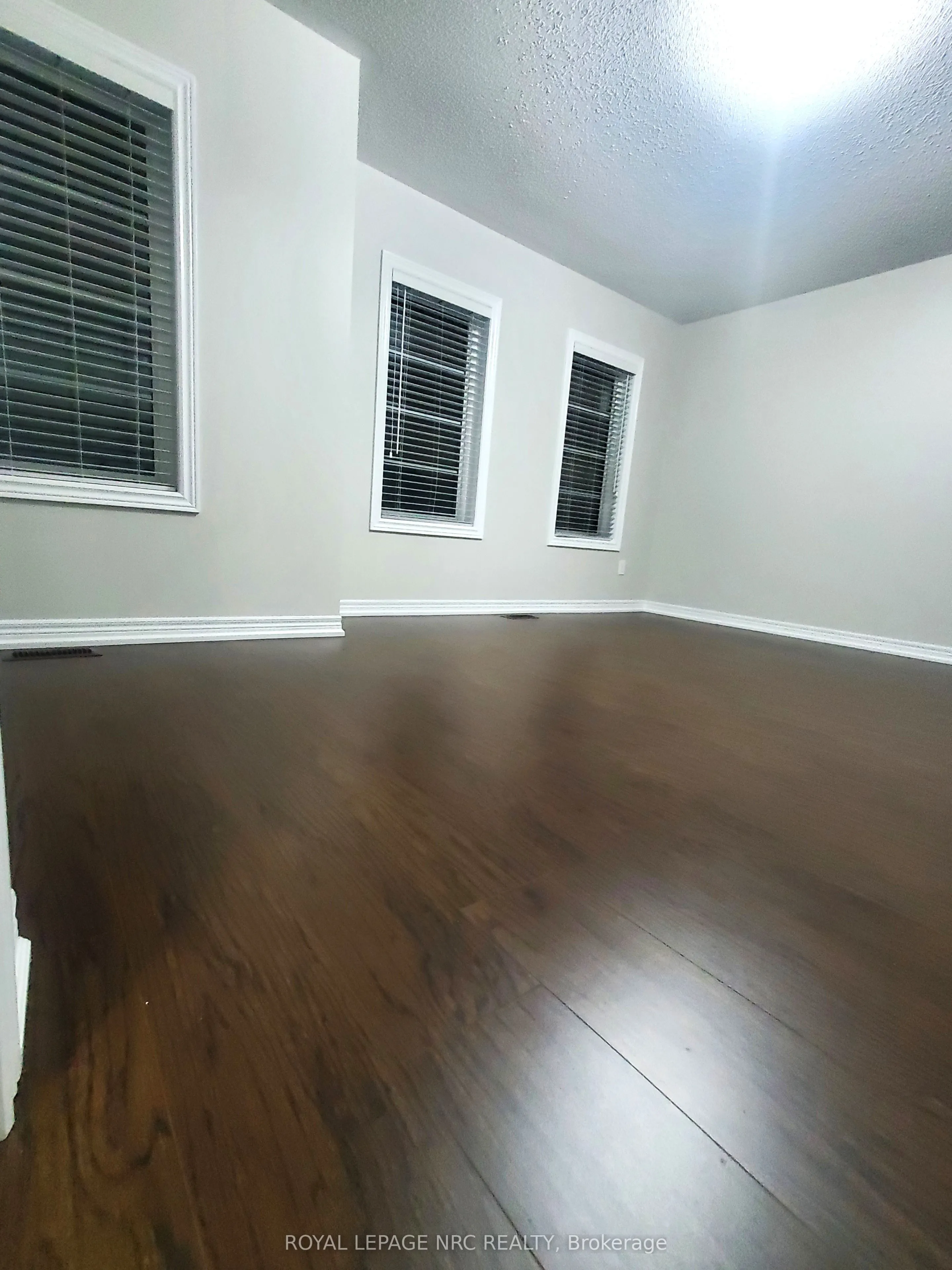 84 Lola Crescent