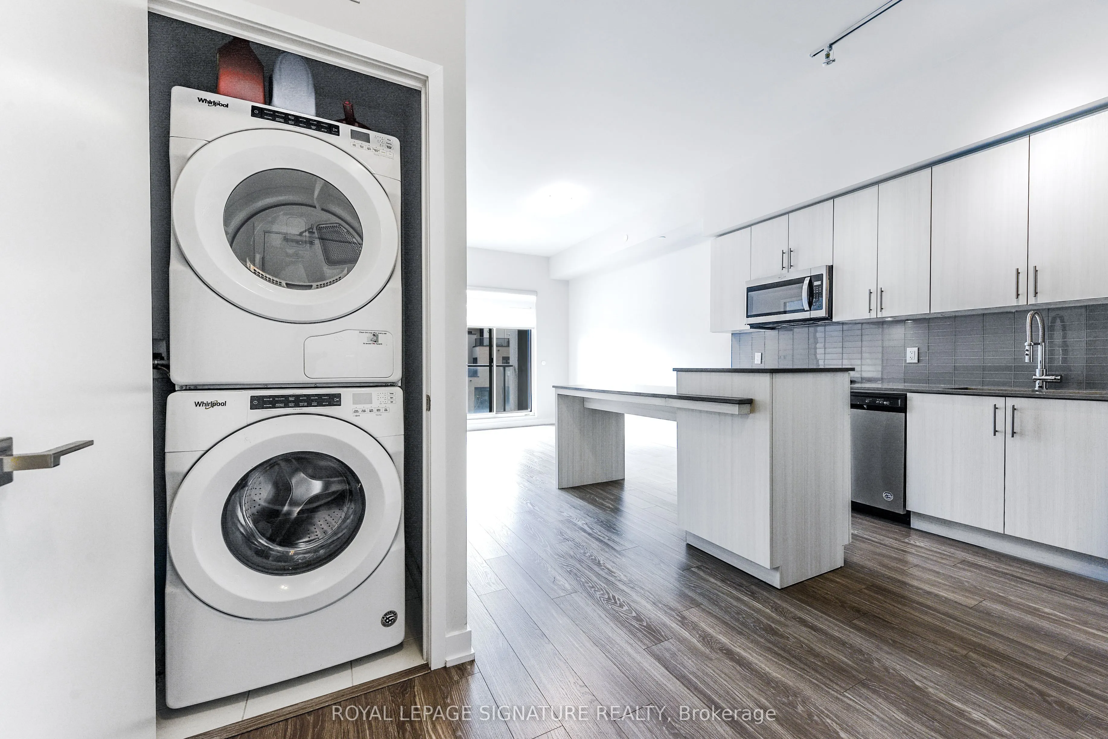 4085 Parkside Village Drive E, #526
