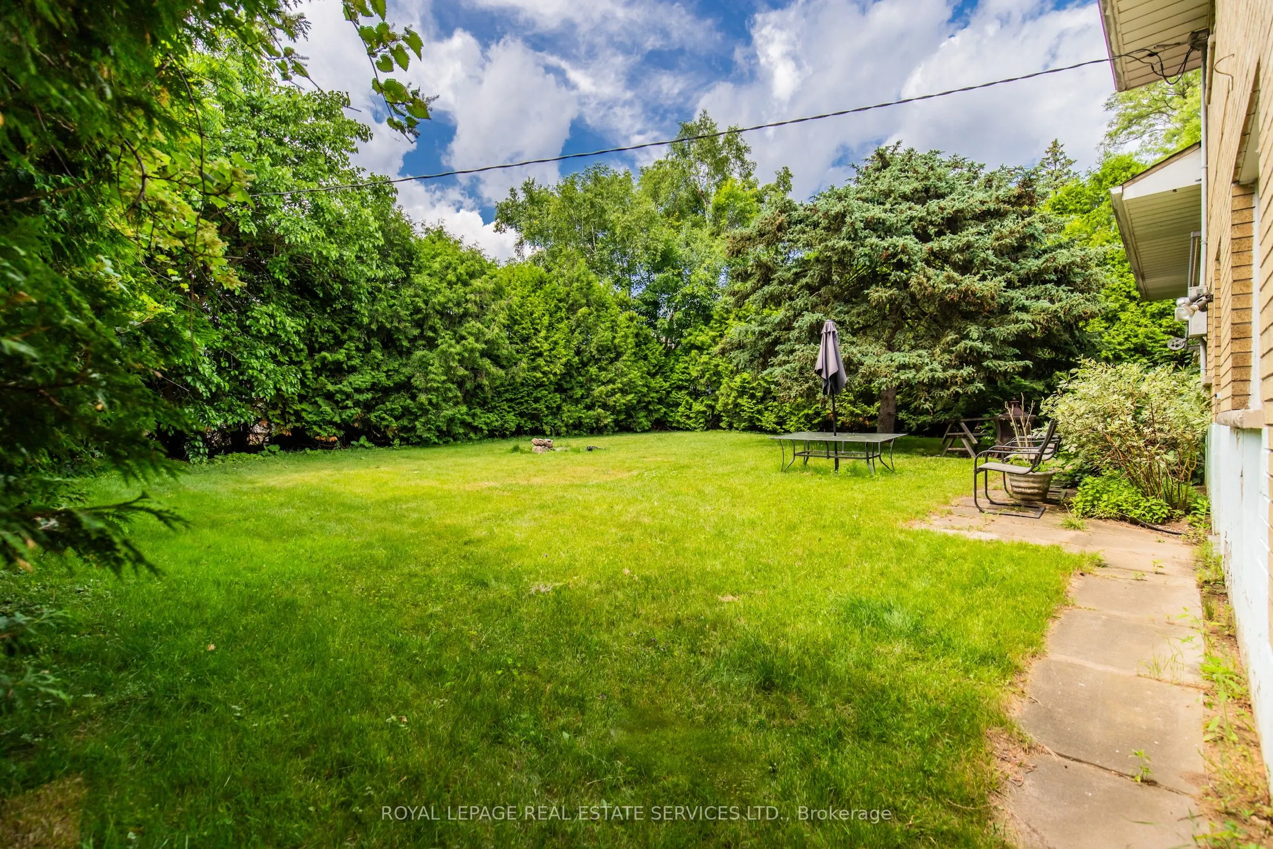 227 Lakeshore Road W, #Unit #2