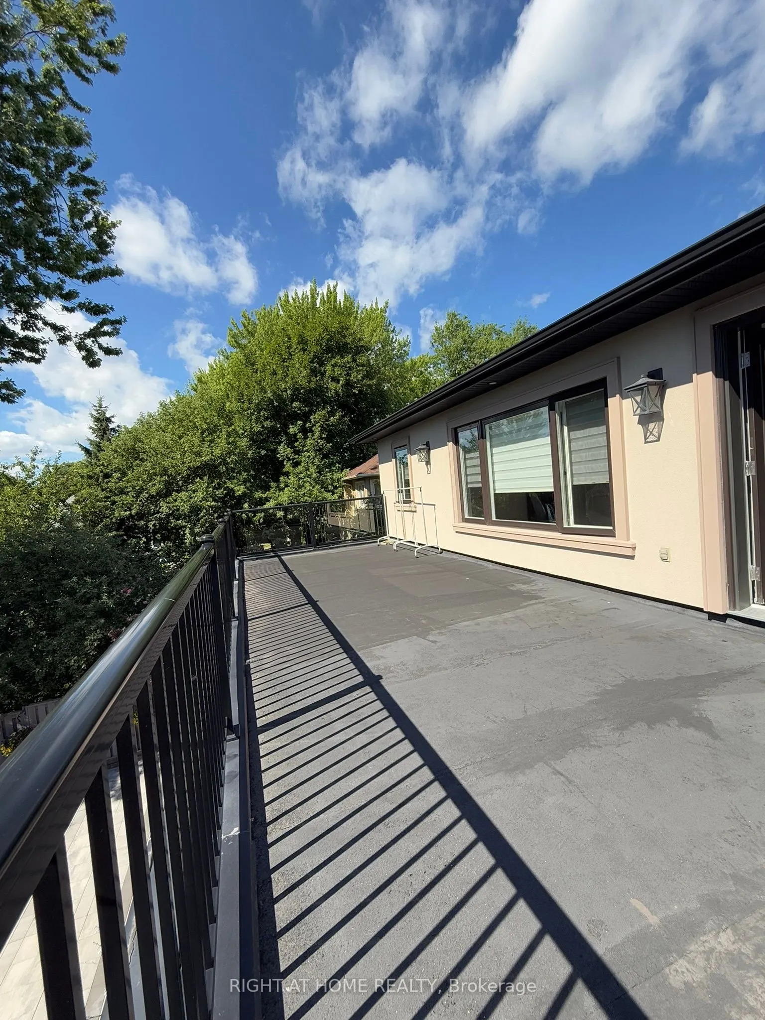 6 Burnelm Drive