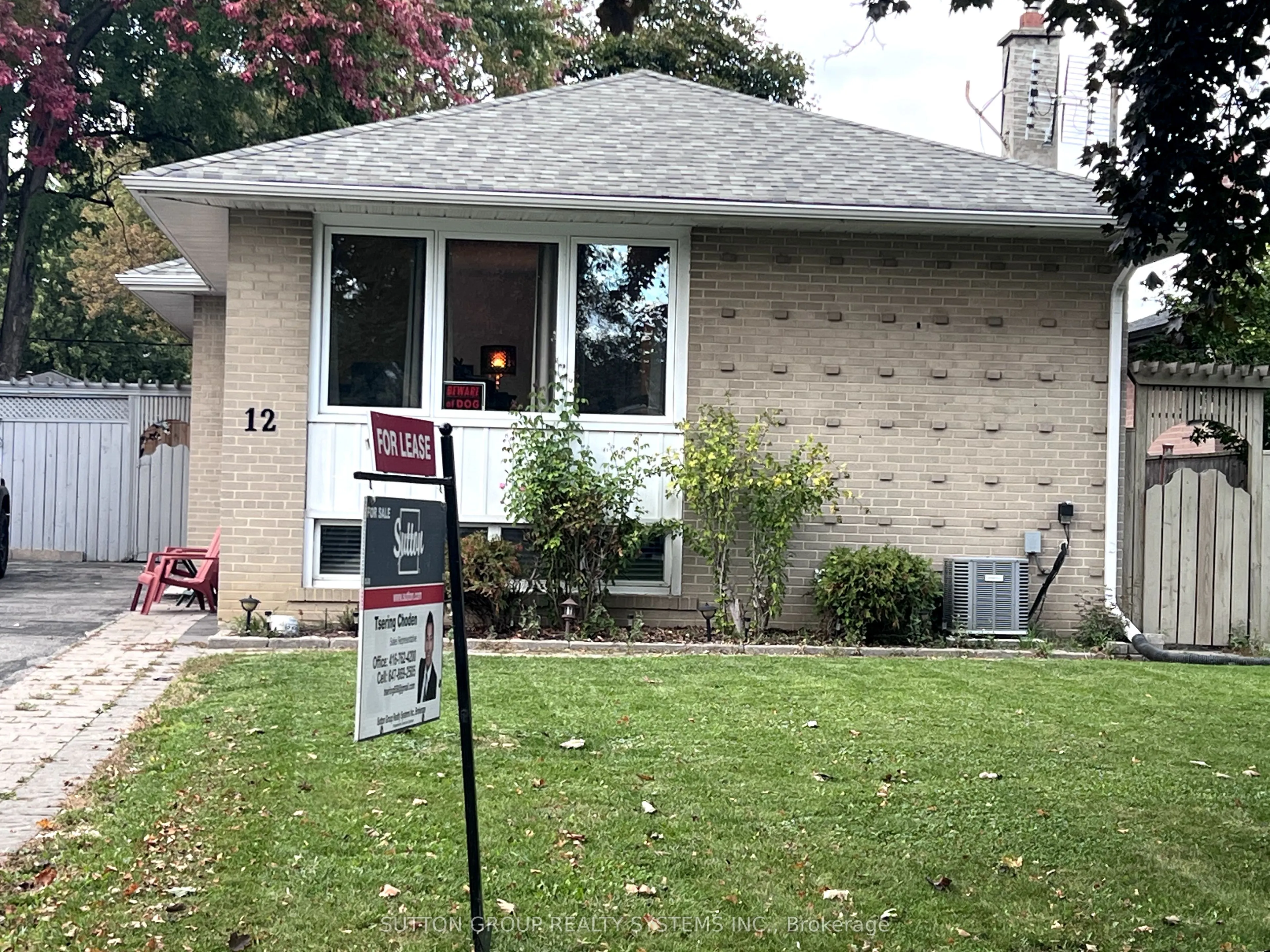 12 Wellesworth Drive